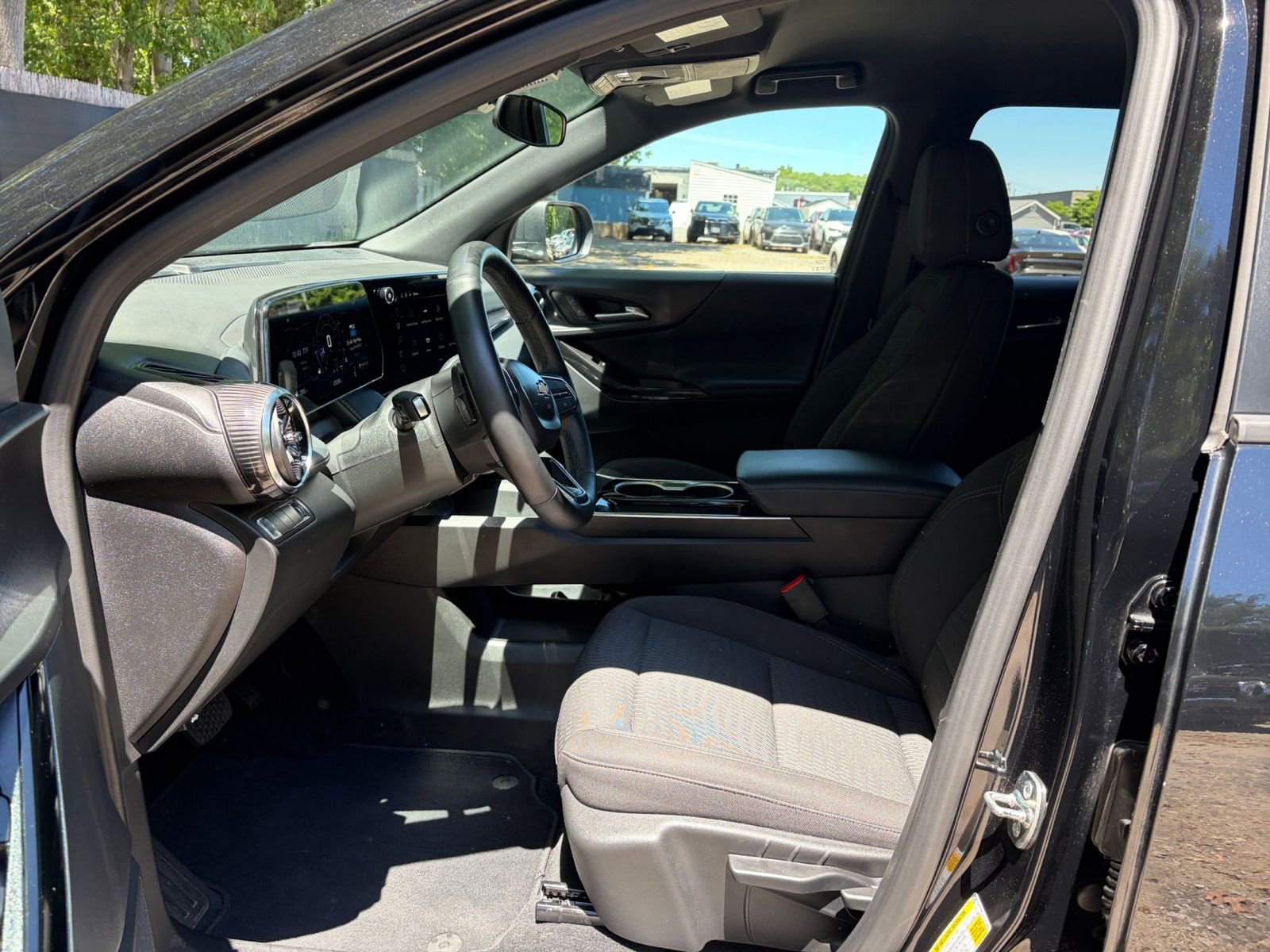 Thumbnail: 2025 Chevrolet Equinox - 27