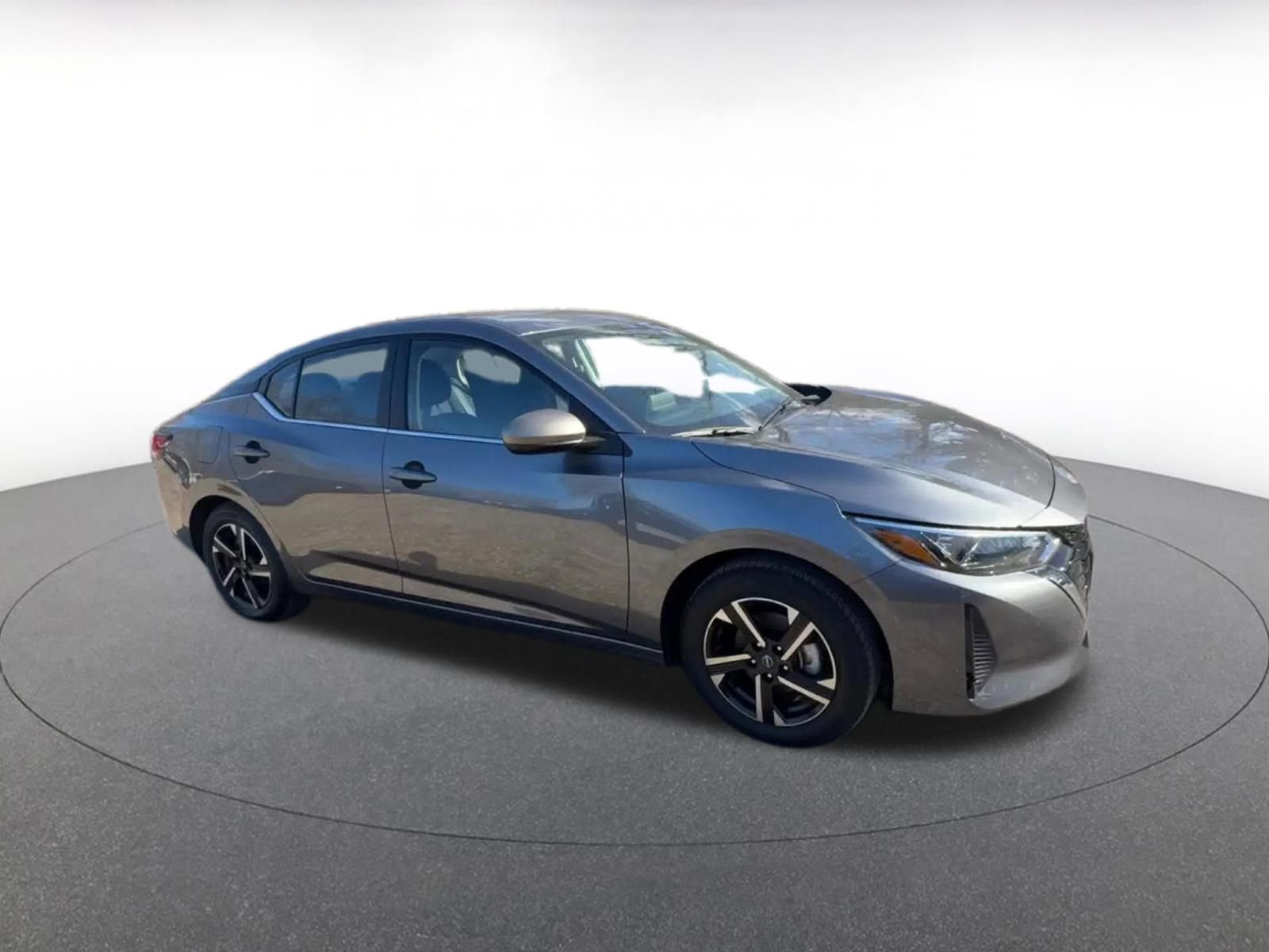 Thumbnail: 2025 Nissan Sentra - 2