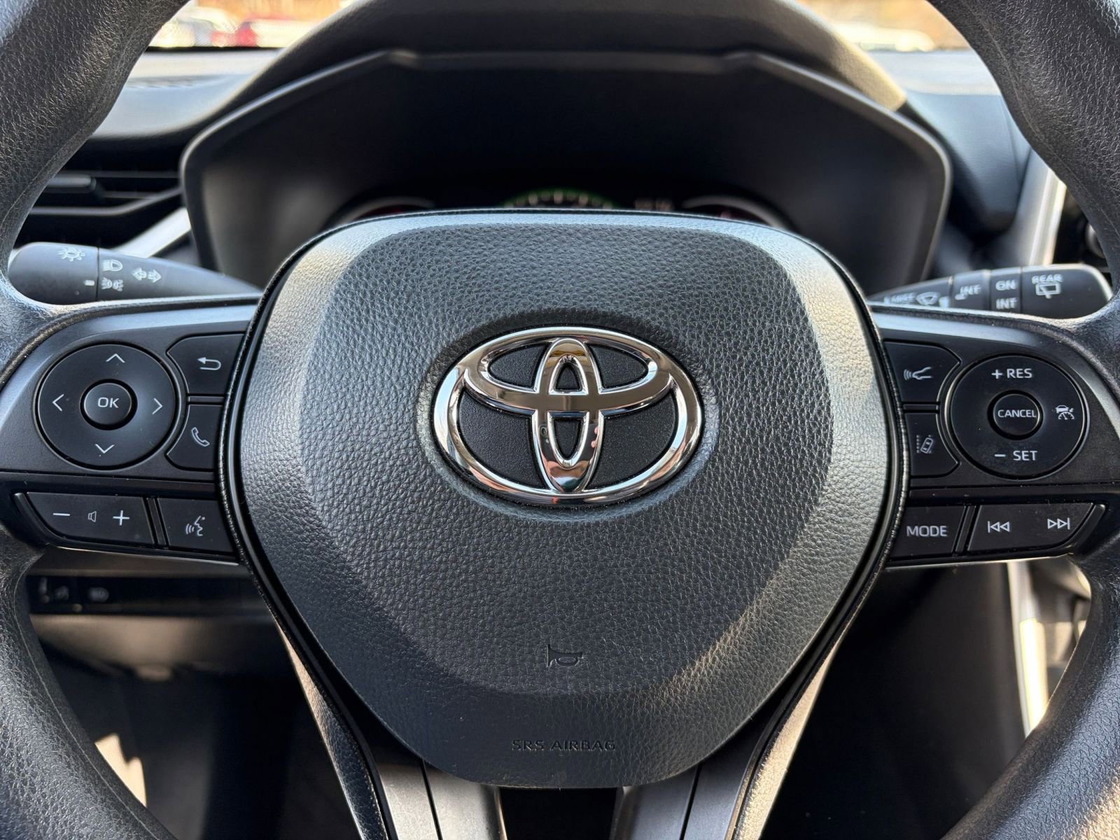 Thumbnail: 2025 Toyota RAV4 - 28