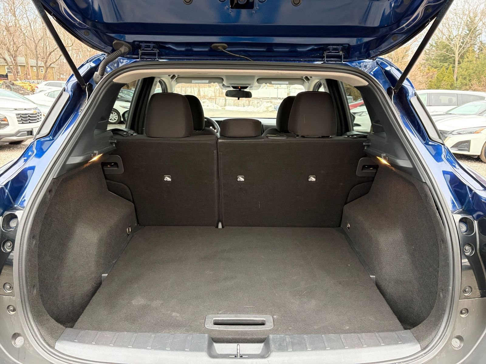 Thumbnail: 2025 Nissan Kicks - 29