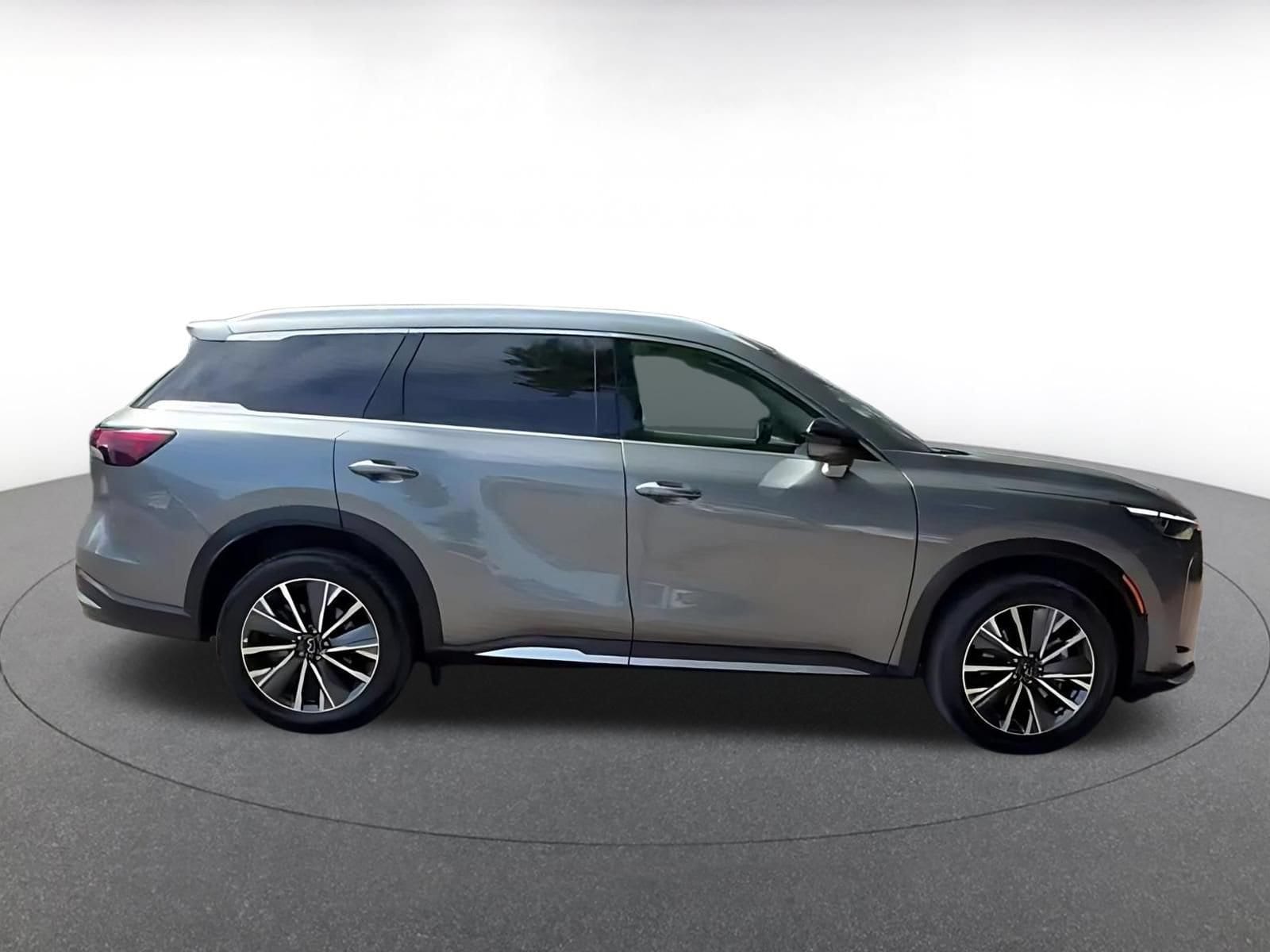 Thumbnail: 2026 INFINITI QX60 - 16