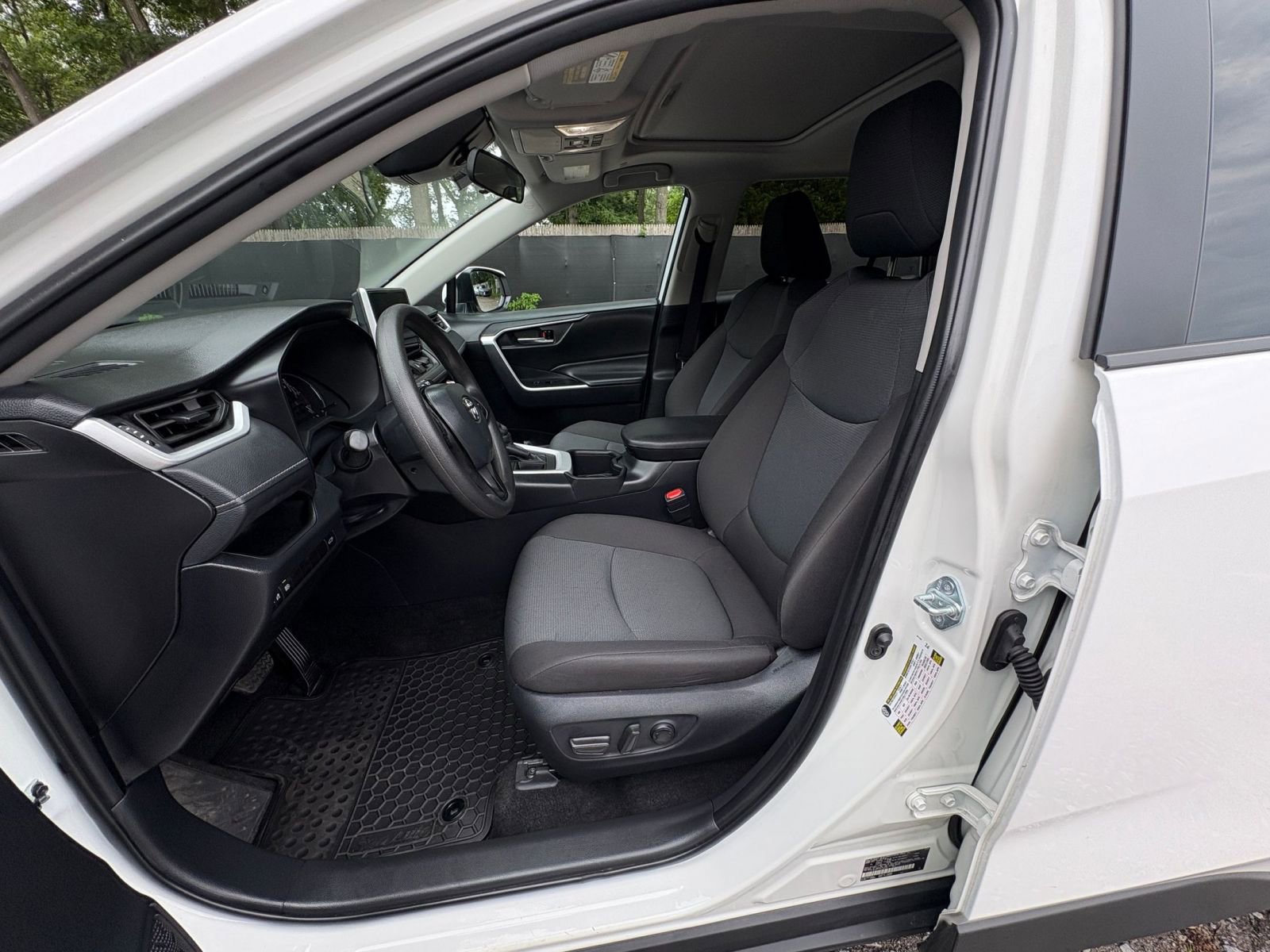 Thumbnail: 2024 Toyota RAV4 - 22