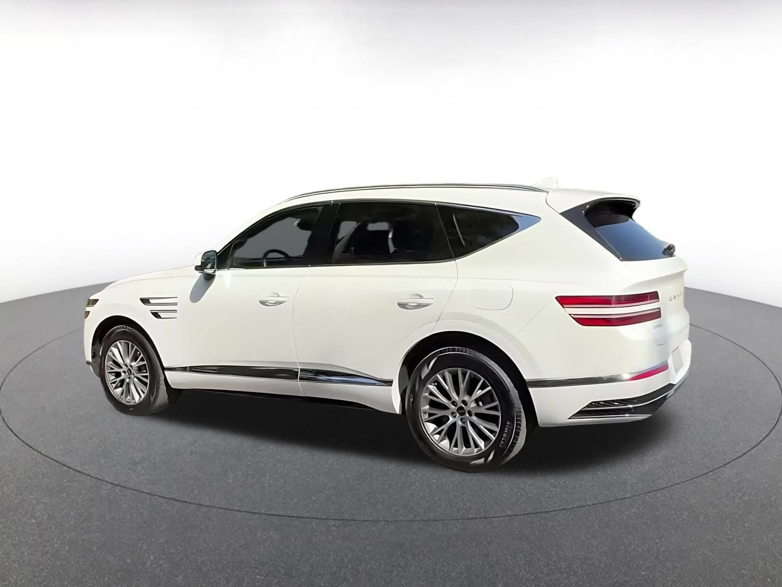 Thumbnail: 2026 Genesis GV80 - 8