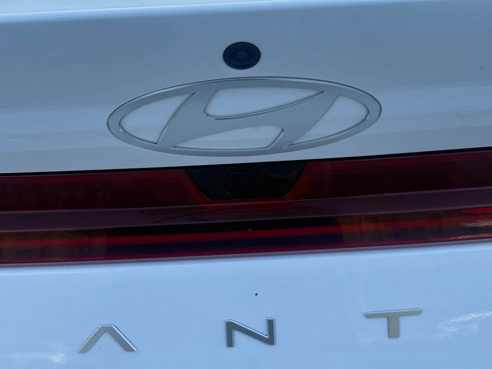 Thumbnail: 2025 Hyundai Elantra - 19