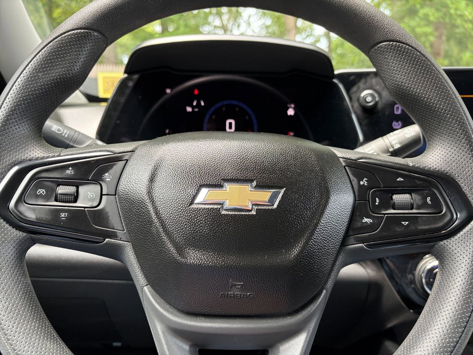 Thumbnail: 2025 Chevrolet Trax - 27