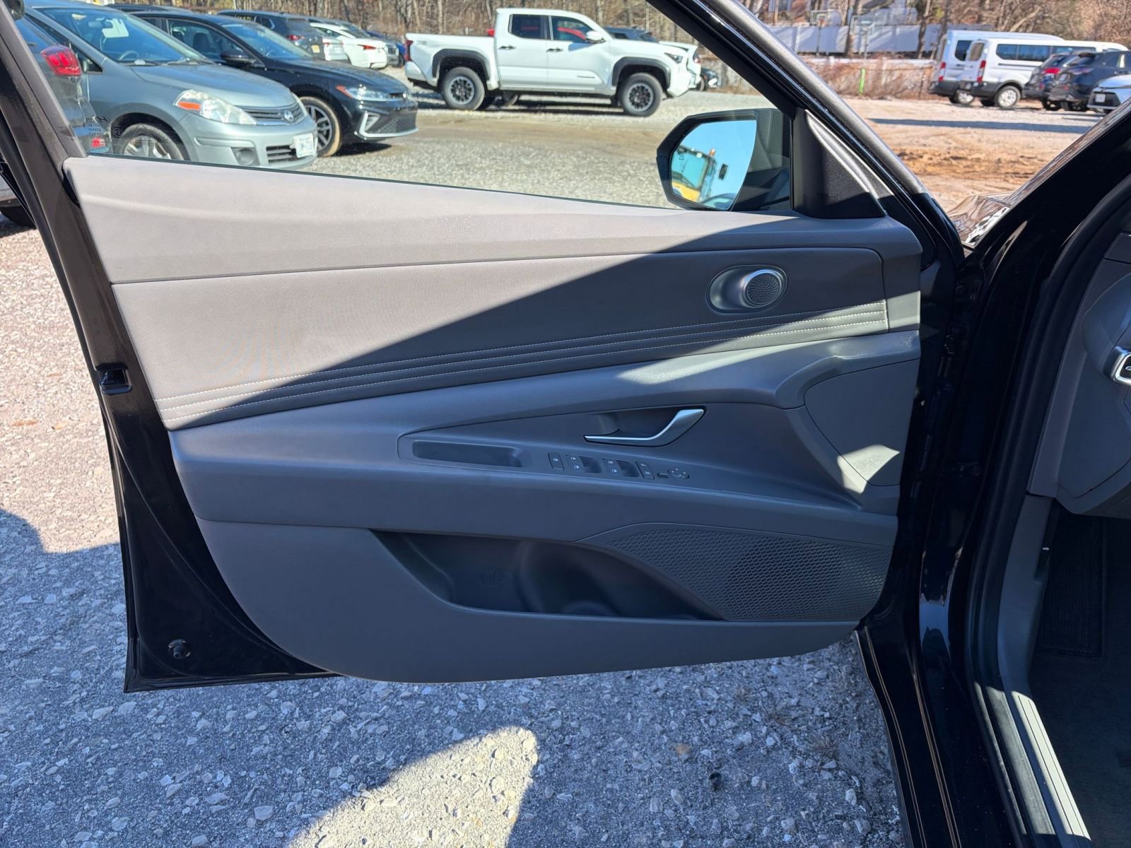 Thumbnail: 2025 Hyundai Elantra - 20