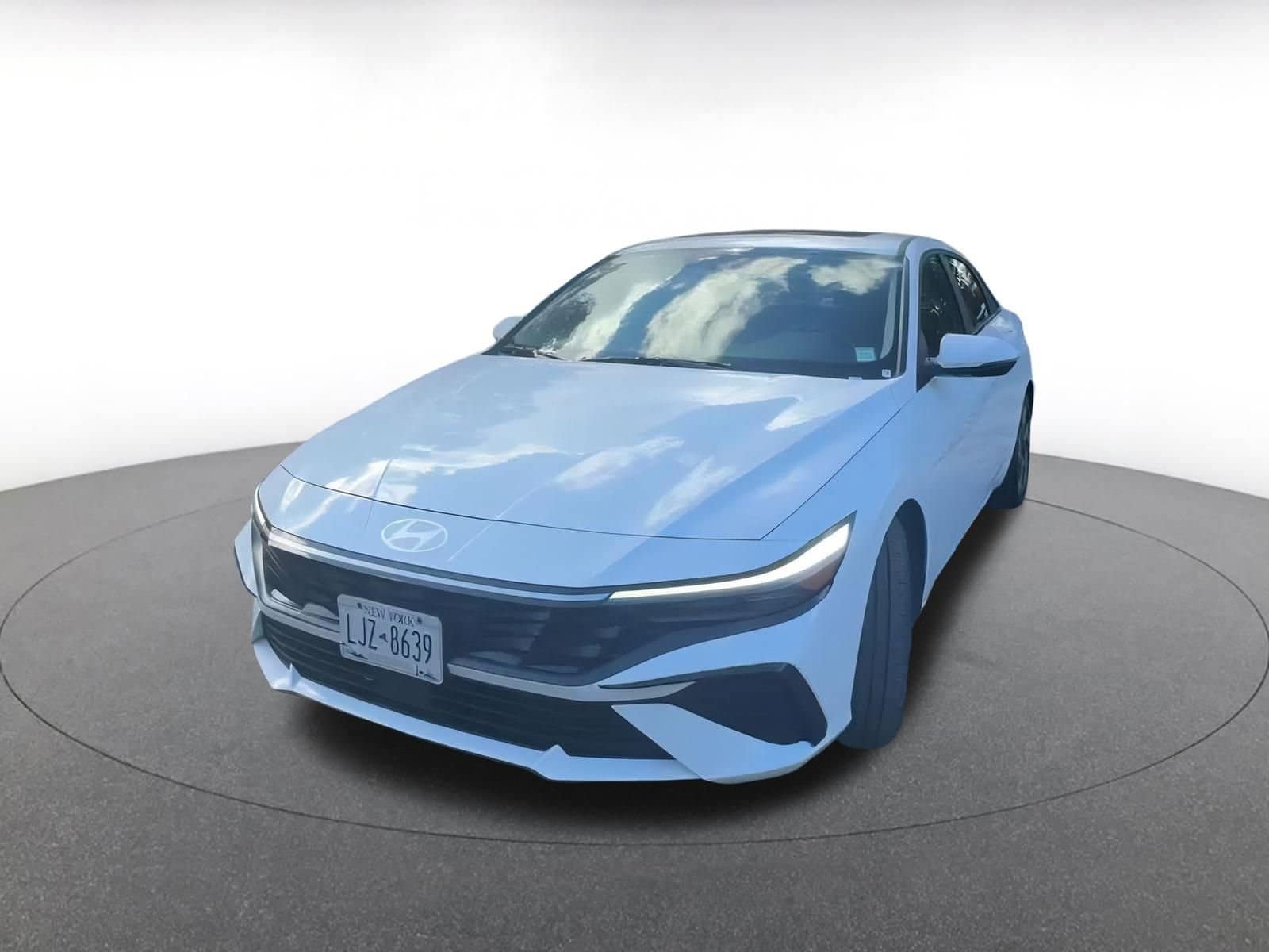 Thumbnail: 2025 Hyundai Elantra - 7