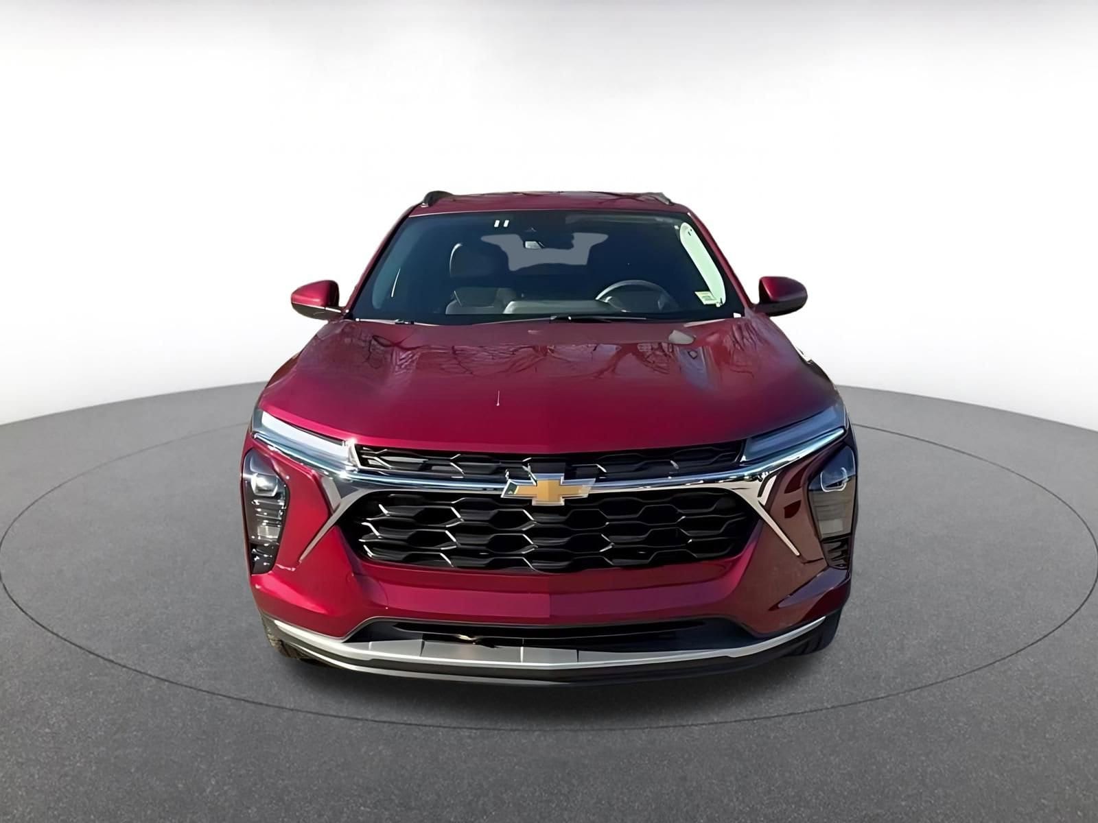 Thumbnail: 2025 Chevrolet Trax - 4