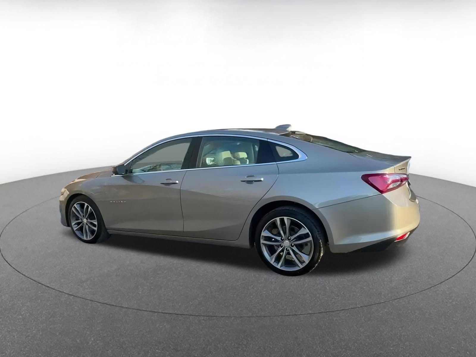 2024 Chevrolet Malibu LT 10