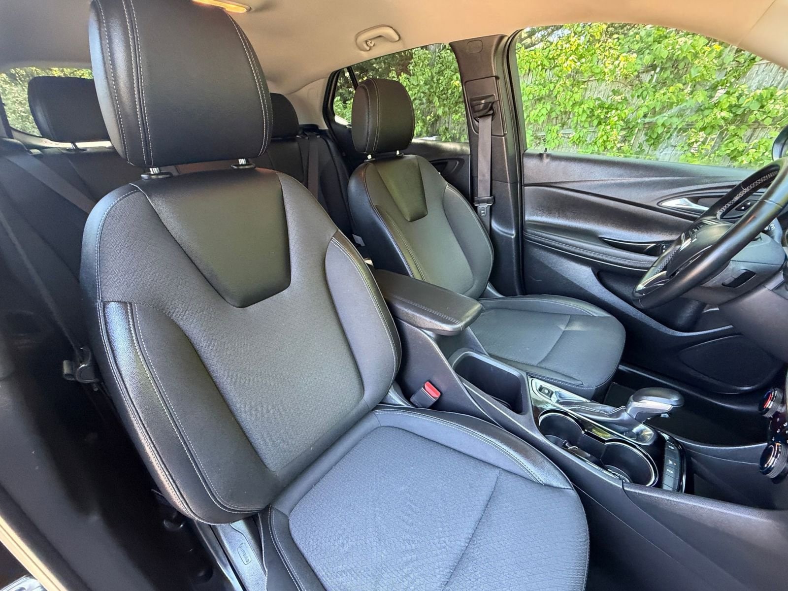 Thumbnail: 2025 Buick Encore GX - 35