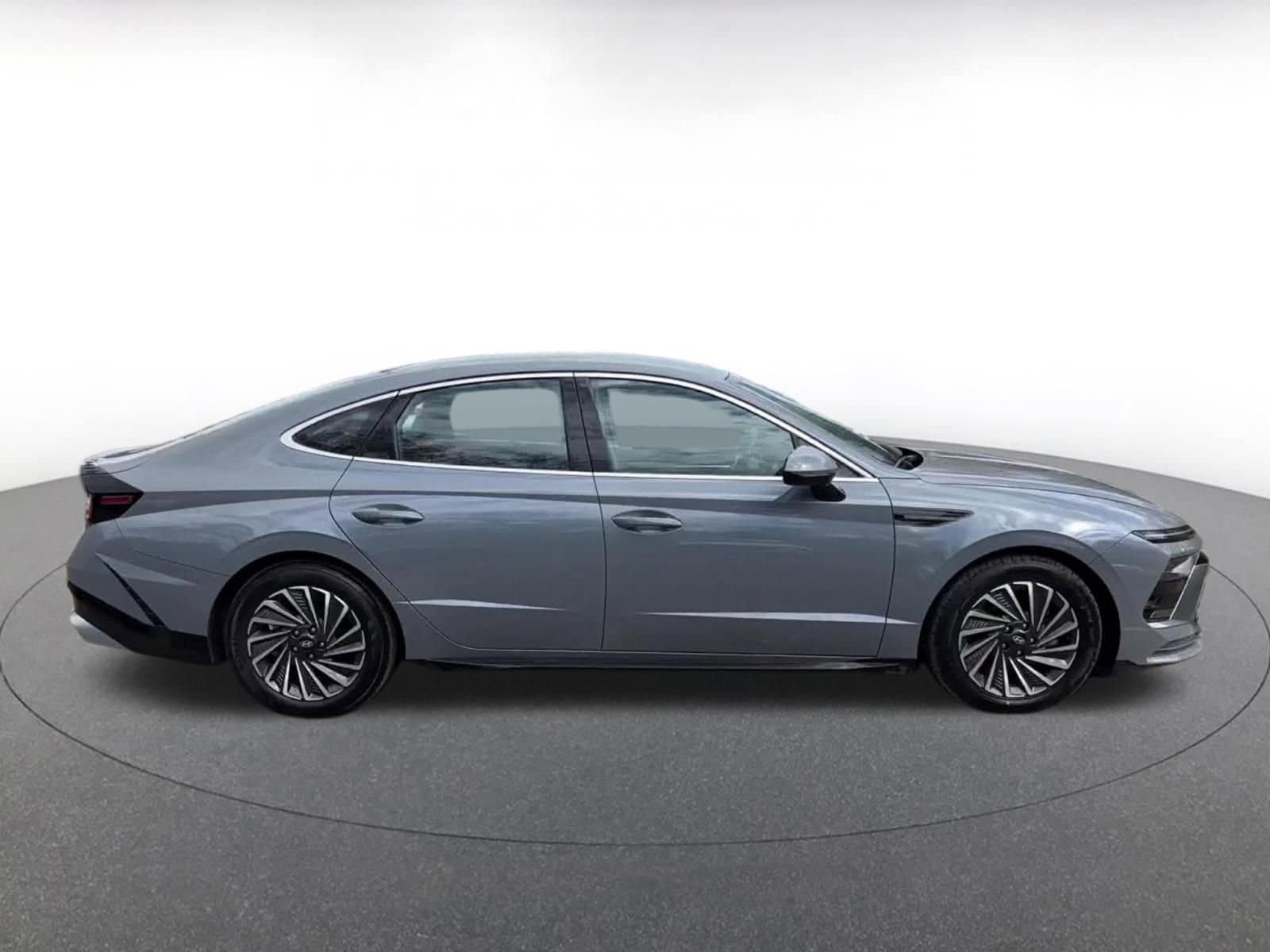 Thumbnail: 2025 Hyundai Sonata - 15