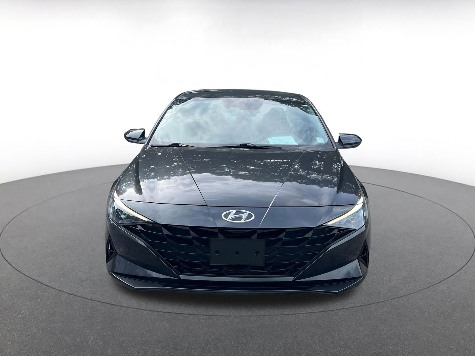 Thumbnail: 2023 Hyundai Elantra - 2