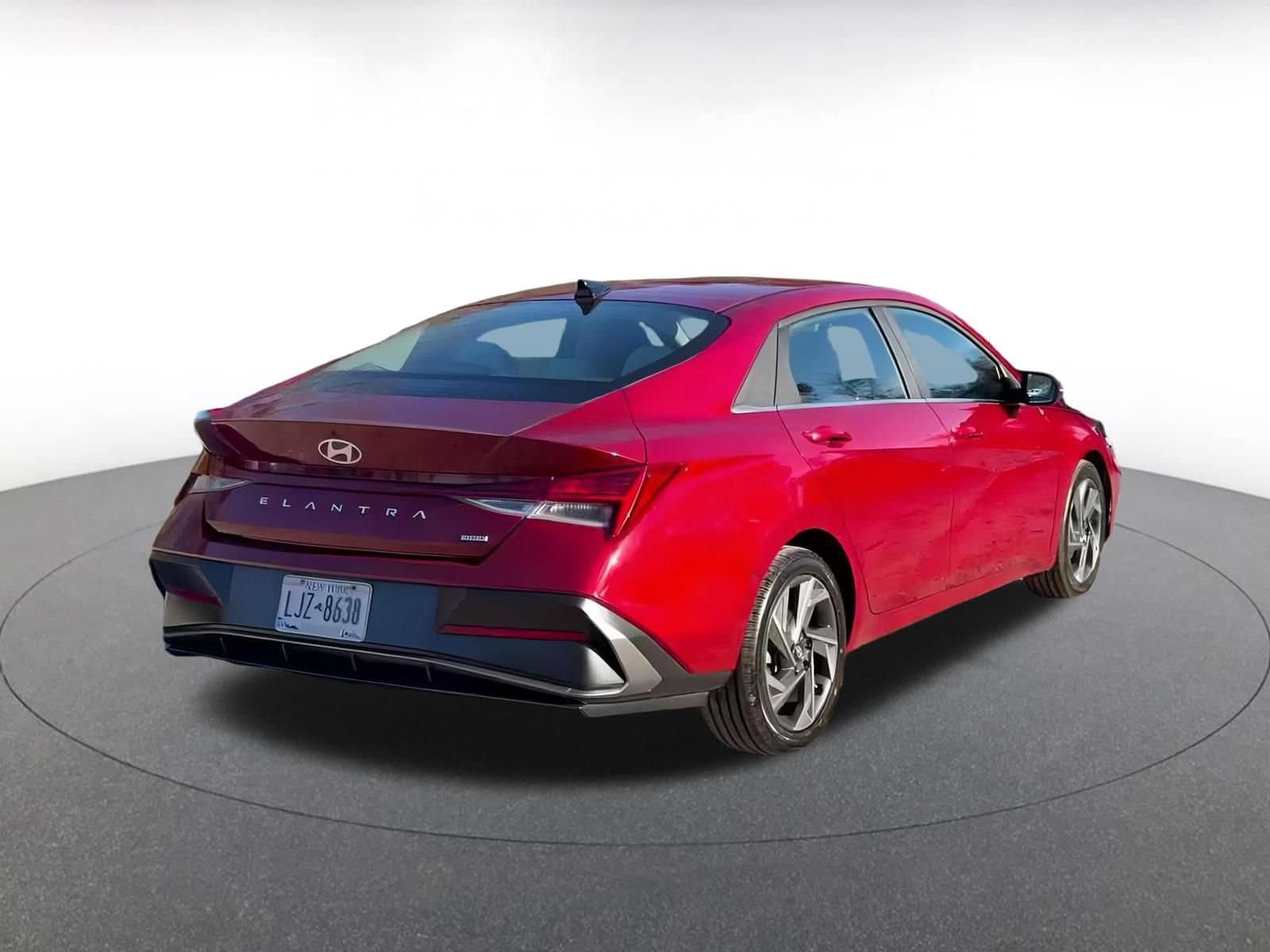 Thumbnail: 2025 Hyundai Elantra - 14