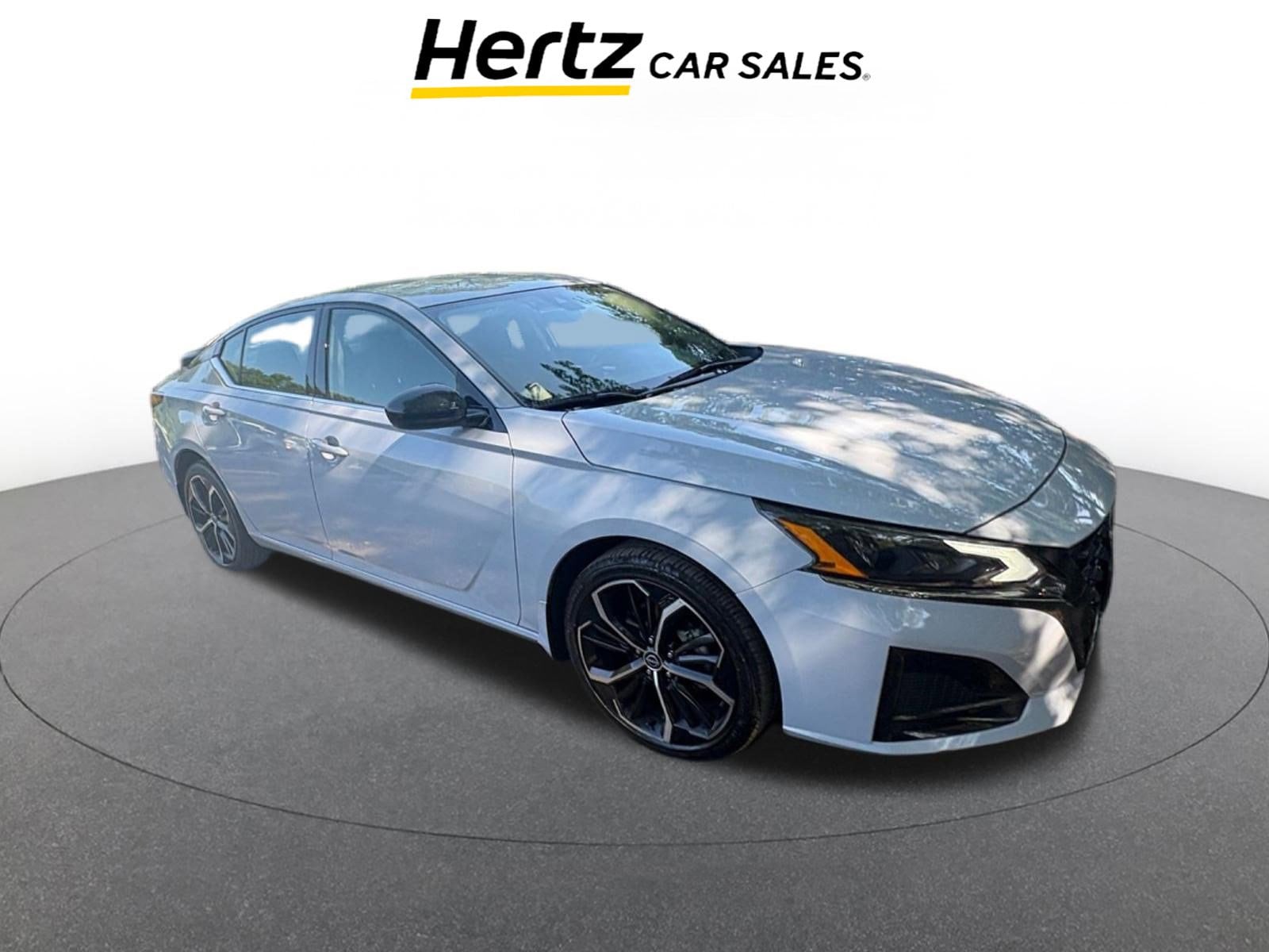 2024 Nissan Altima SR Hero Image