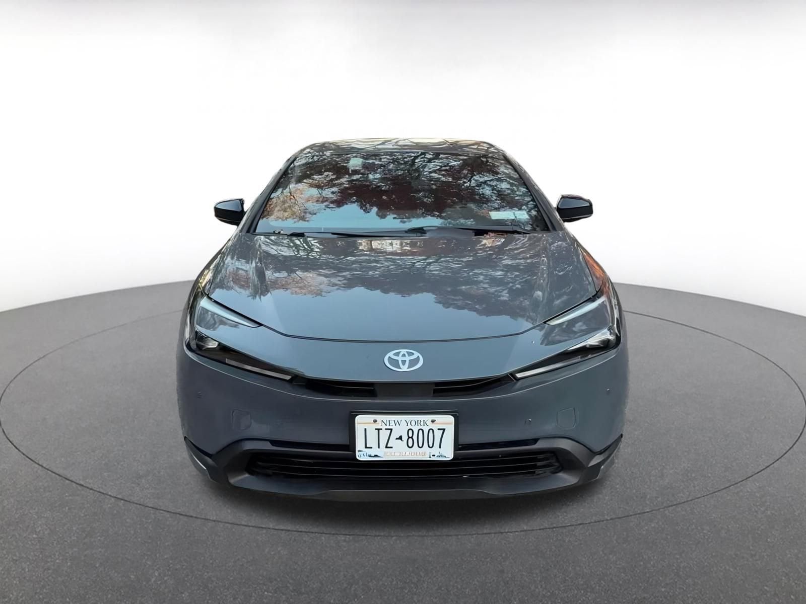 Thumbnail: 2025 Toyota Prius - 4