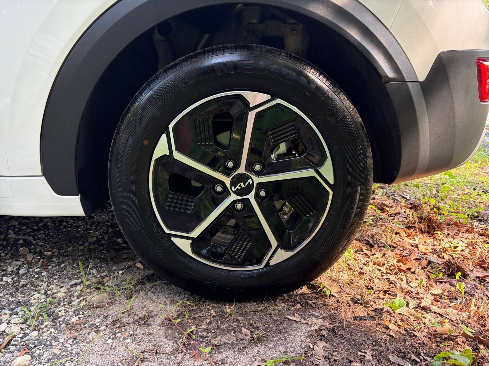 Thumbnail: 2026 Kia Niro - 23