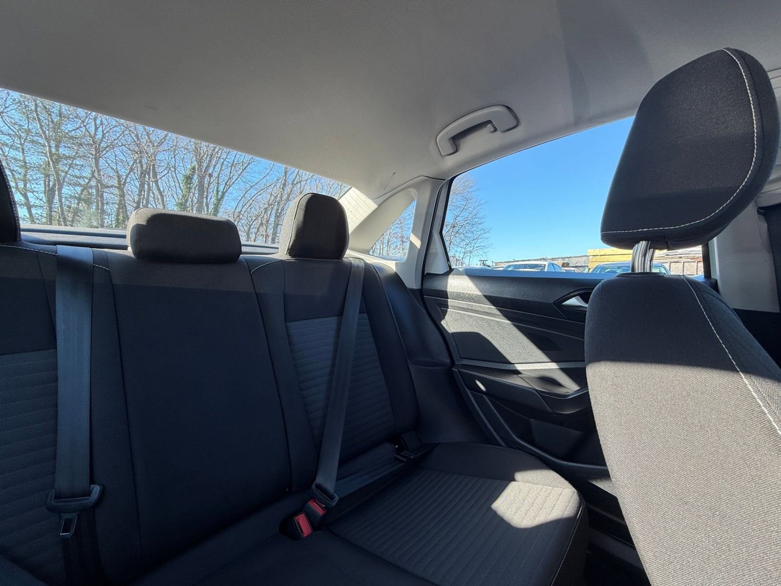 Thumbnail: 2025 Volkswagen Jetta - 35