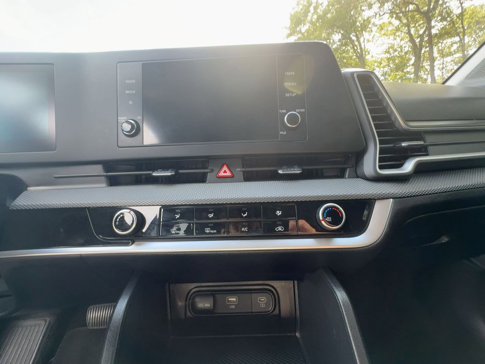 Thumbnail: 2024 Kia Sportage - 12