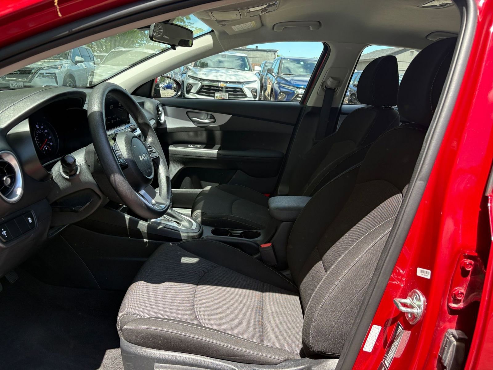 Thumbnail: 2024 Kia Forte - 22