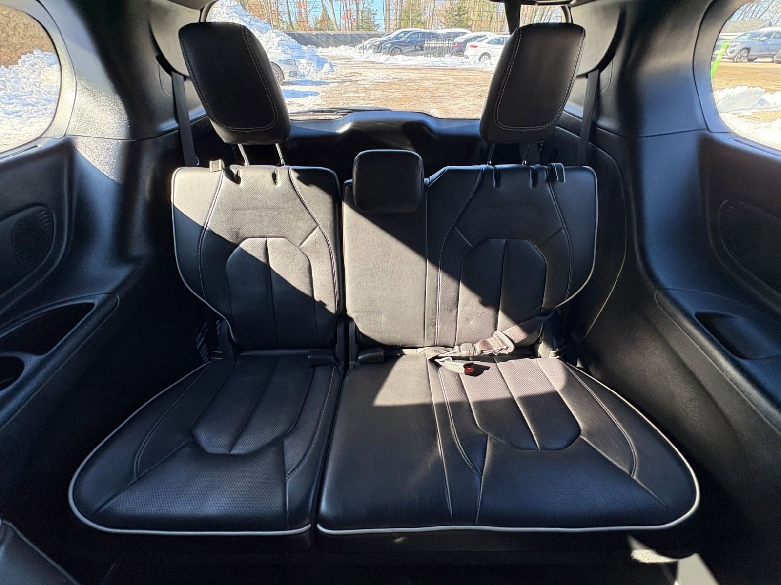 Thumbnail: 2025 Chrysler Pacifica - 28