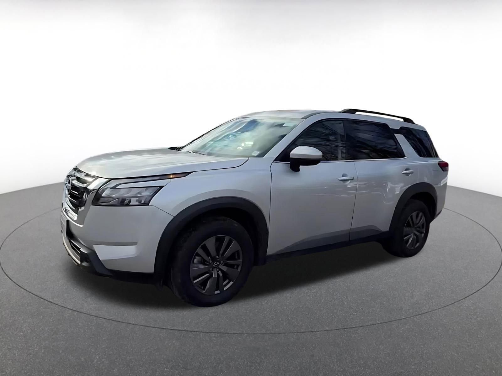 Thumbnail: 2025 Nissan Pathfinder - 8