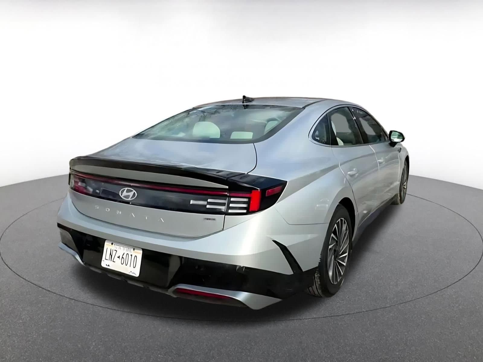 Thumbnail: 2025 Hyundai Sonata - 14