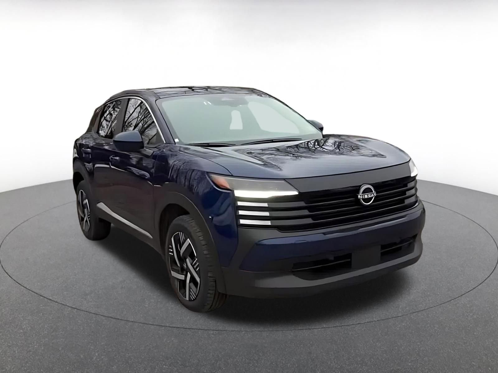 Thumbnail: 2025 Nissan Kicks - 3