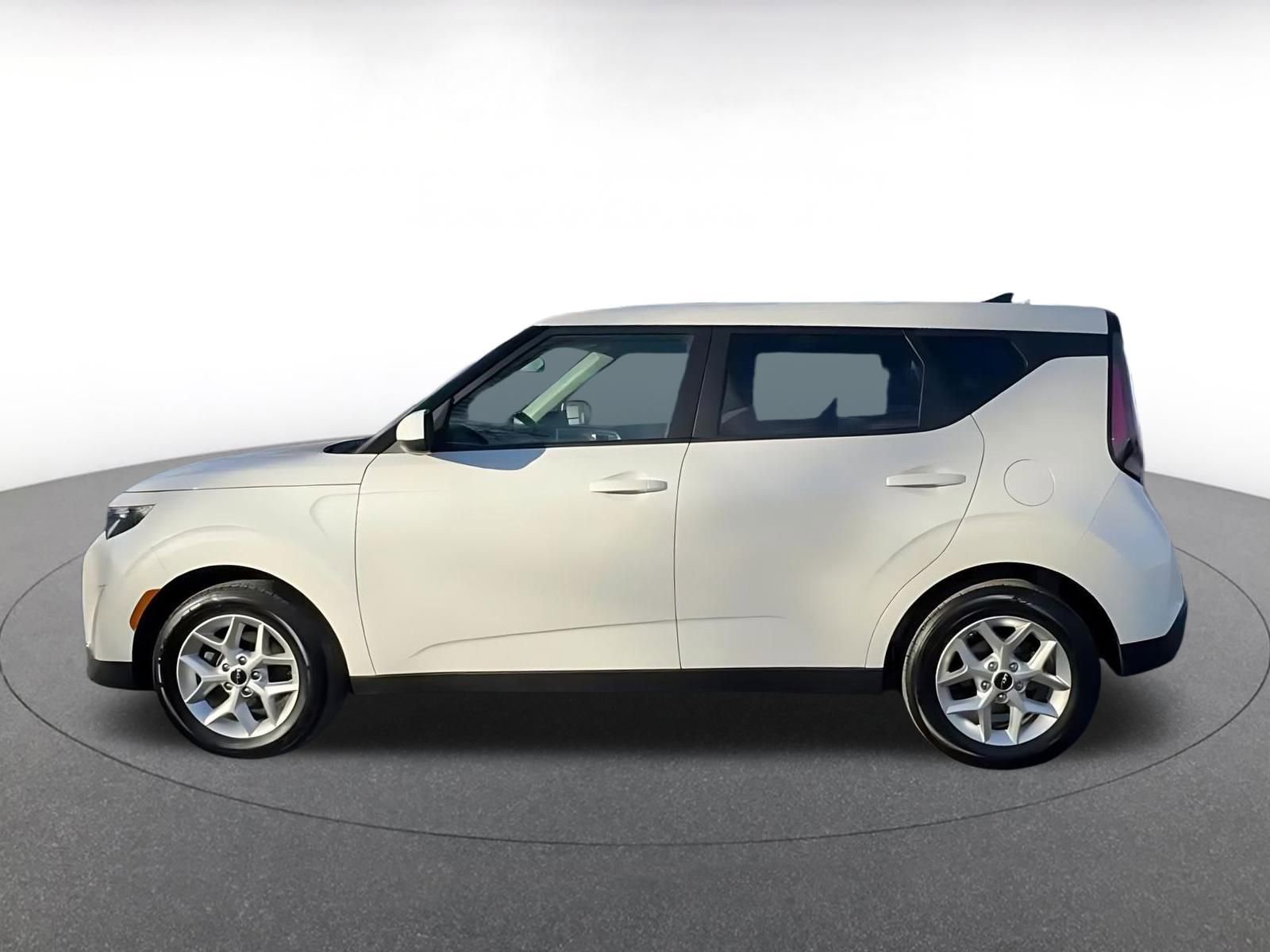 Thumbnail: 2025 Kia Soul - 9