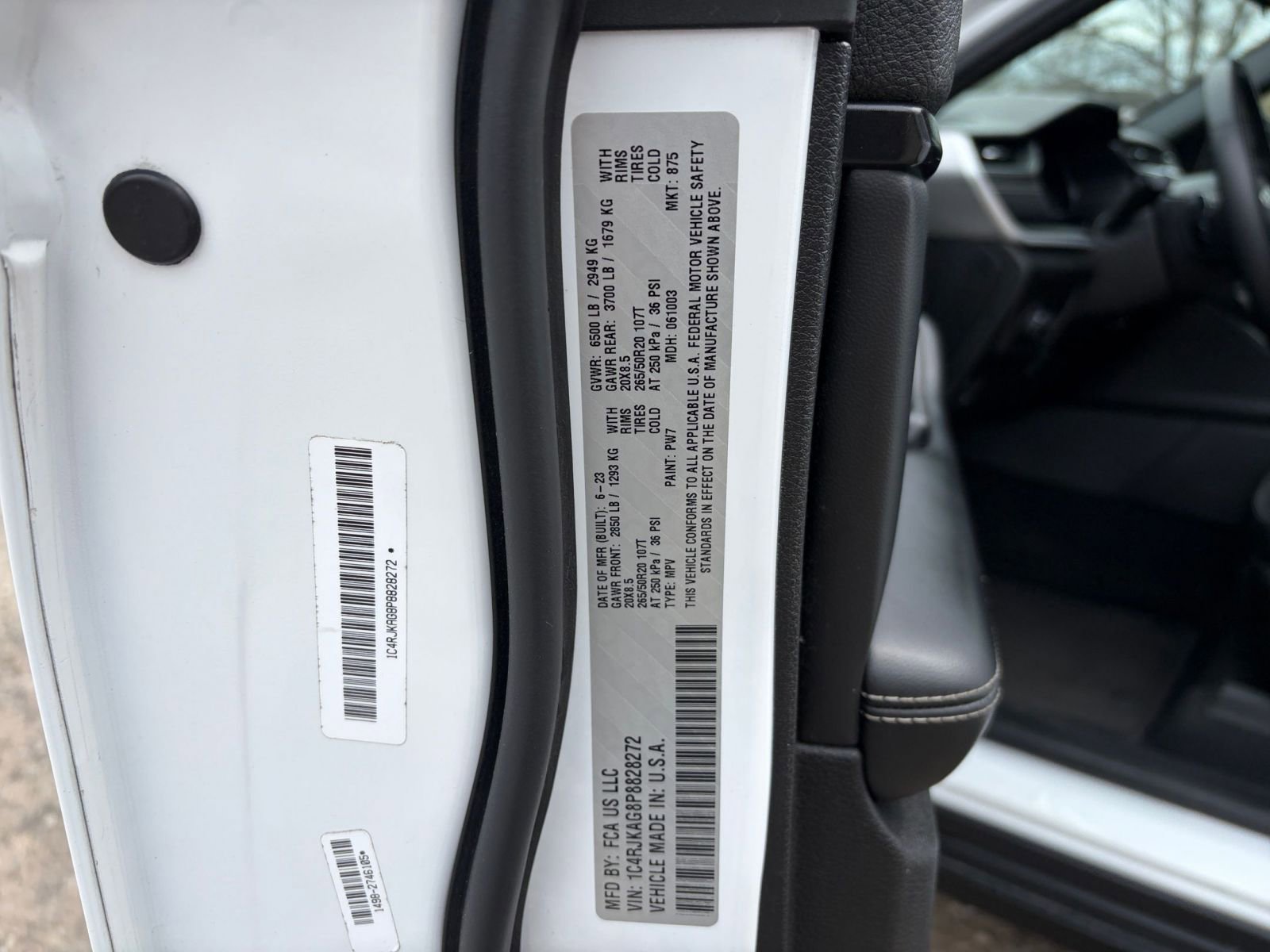 Thumbnail: 2023 Jeep Grand Cherokee - 31