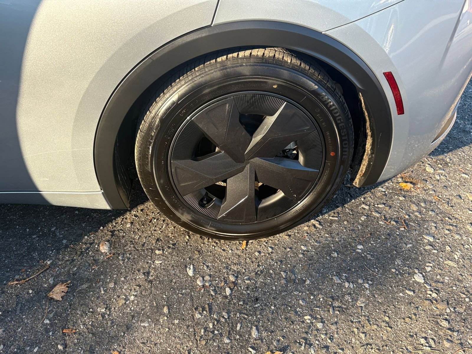 Thumbnail: 2025 Toyota Prius - 25