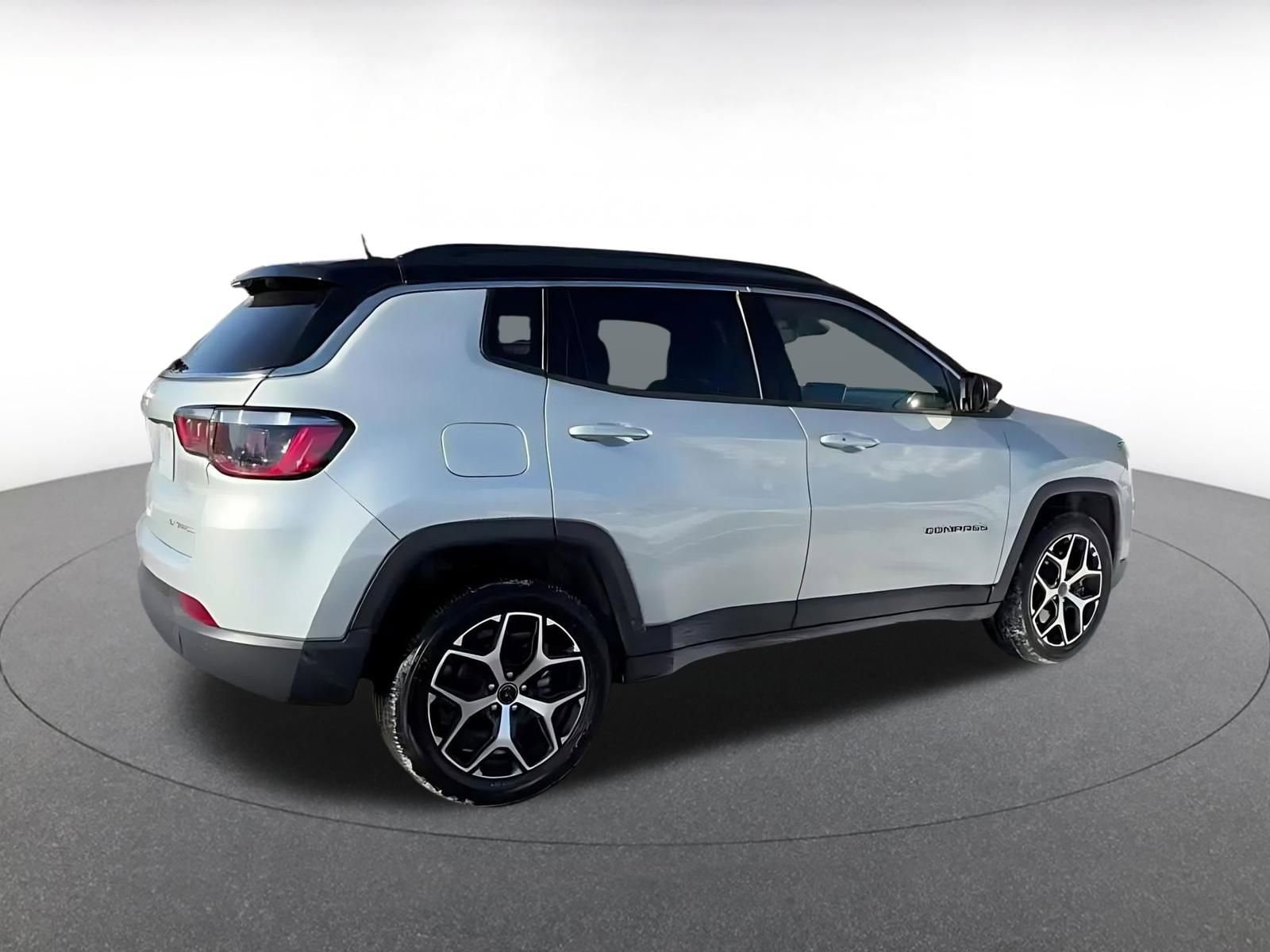 Thumbnail: 2025 Jeep Compass - 14