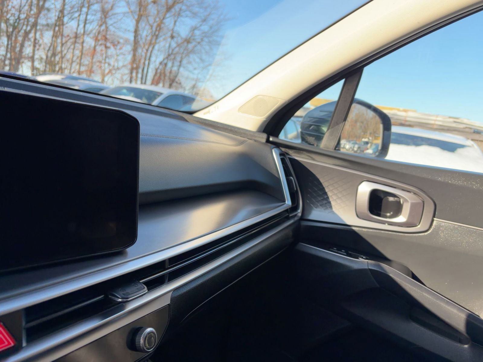 Thumbnail: 2024 Kia Sorento - 21