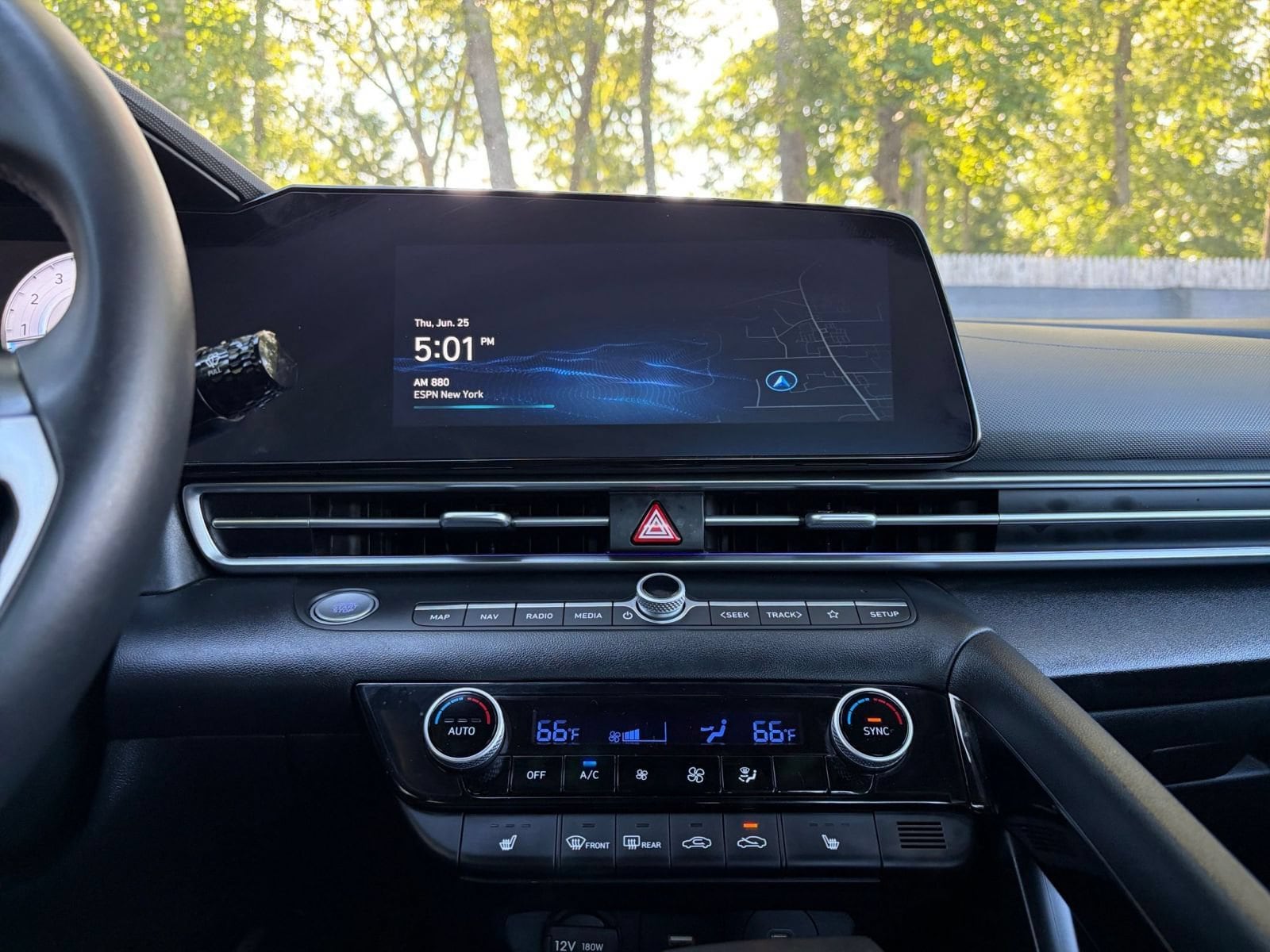 Thumbnail: 2025 Hyundai Elantra - 17