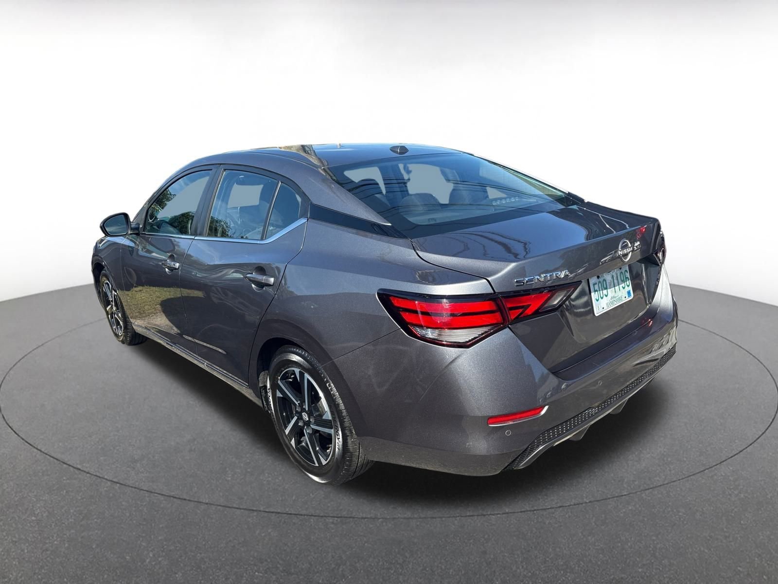 Thumbnail: 2024 Nissan Sentra - 10