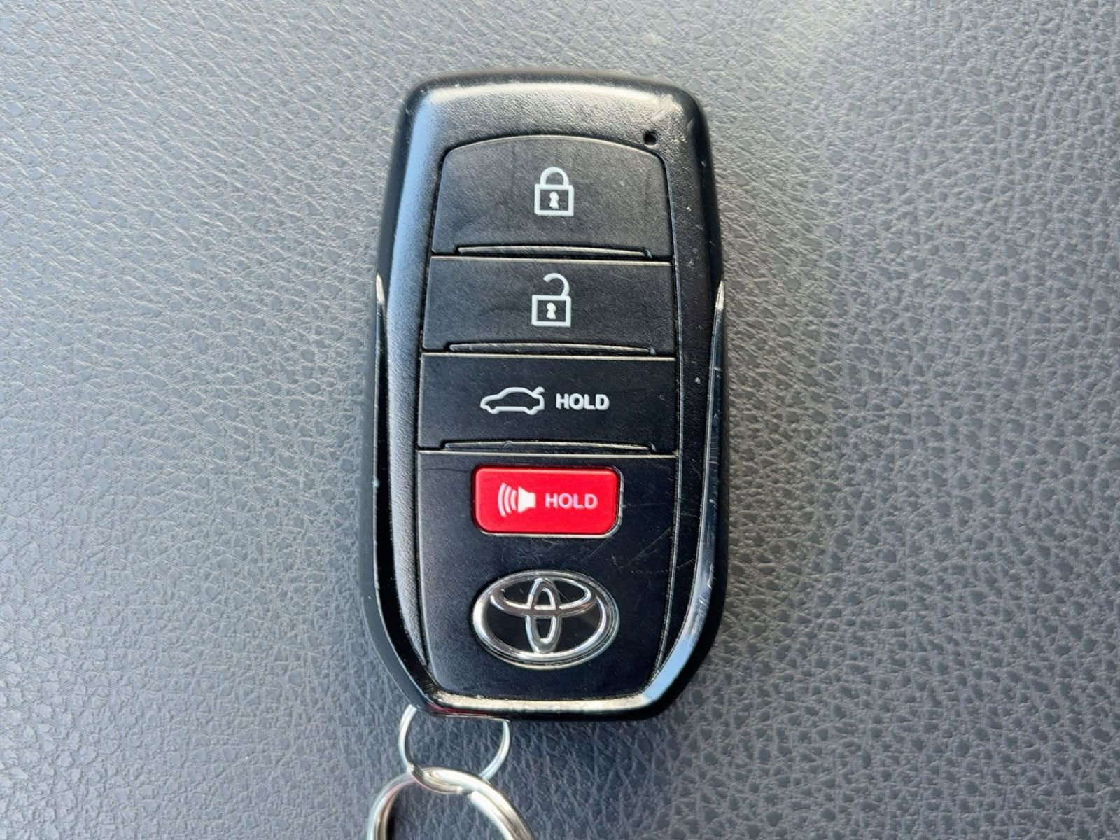 Thumbnail: 2025 Toyota Camry - 31