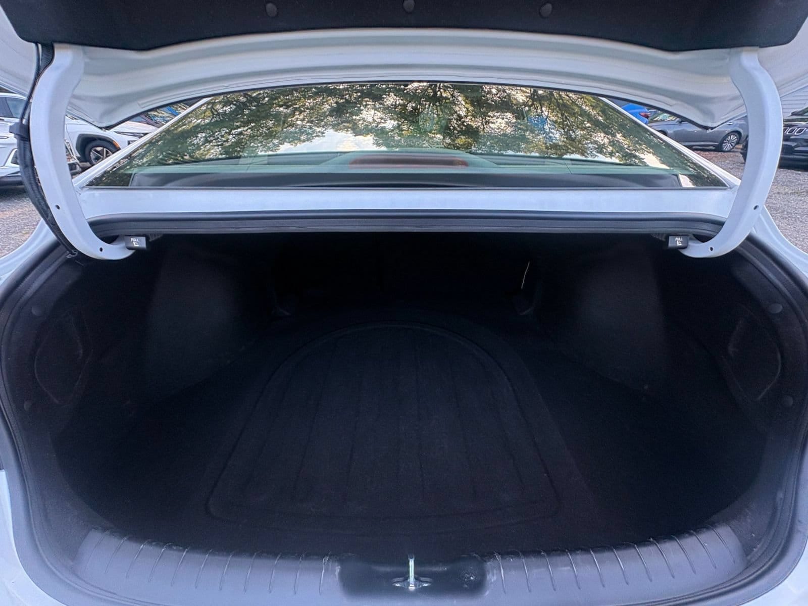 Thumbnail: 2025 Hyundai Elantra - 29