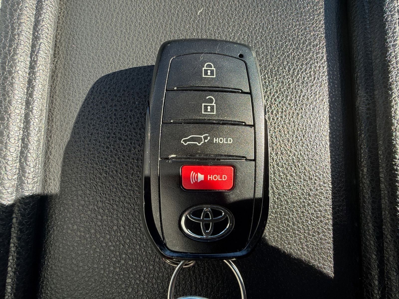 Thumbnail: 2025 Toyota Grand Highlander - 22