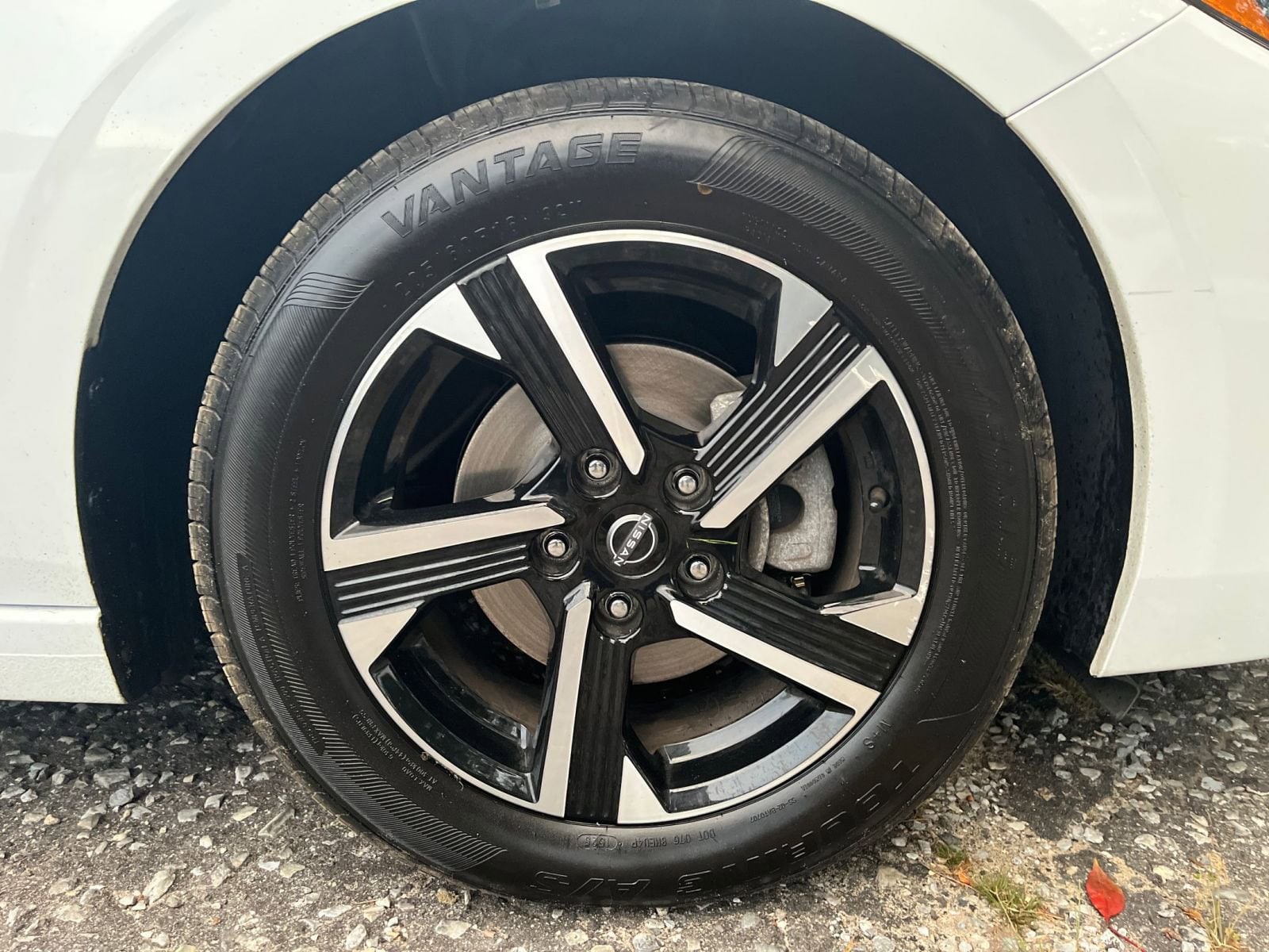 Thumbnail: 2024 Nissan Sentra - 18