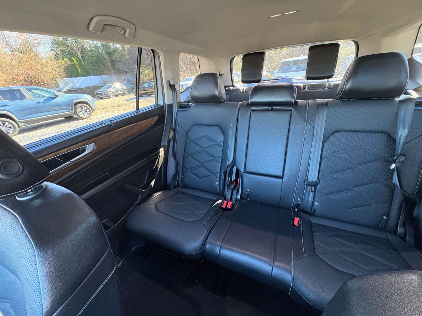 Thumbnail: 2025 Volkswagen Atlas - 35