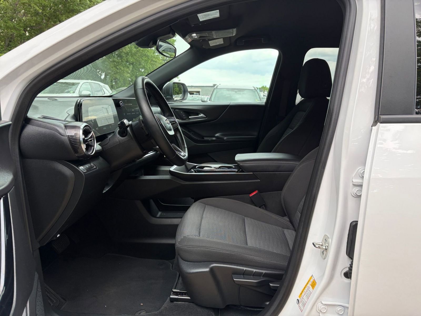 Thumbnail: 2025 Chevrolet Equinox - 28