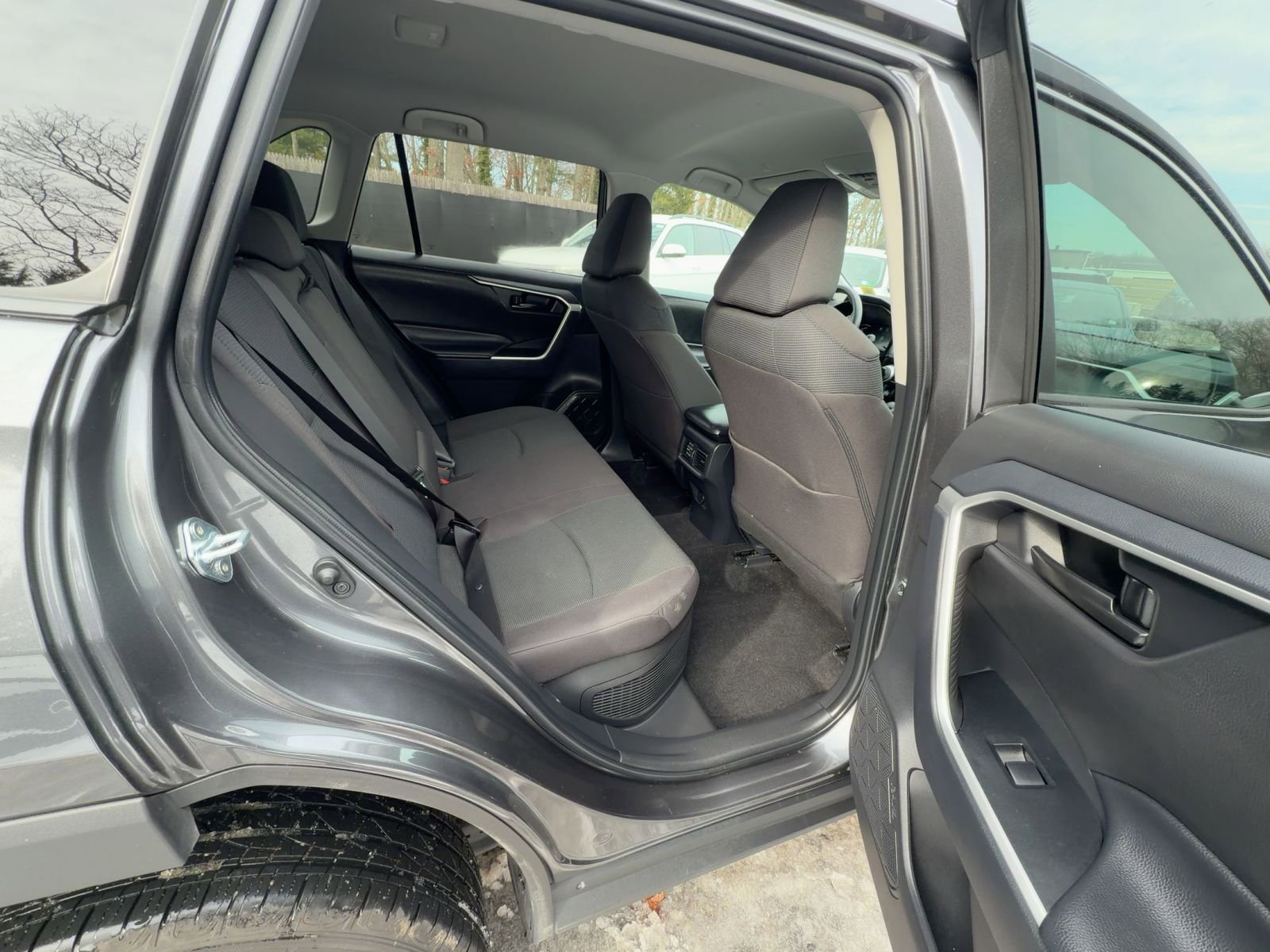 Thumbnail: 2025 Toyota RAV4 - 24