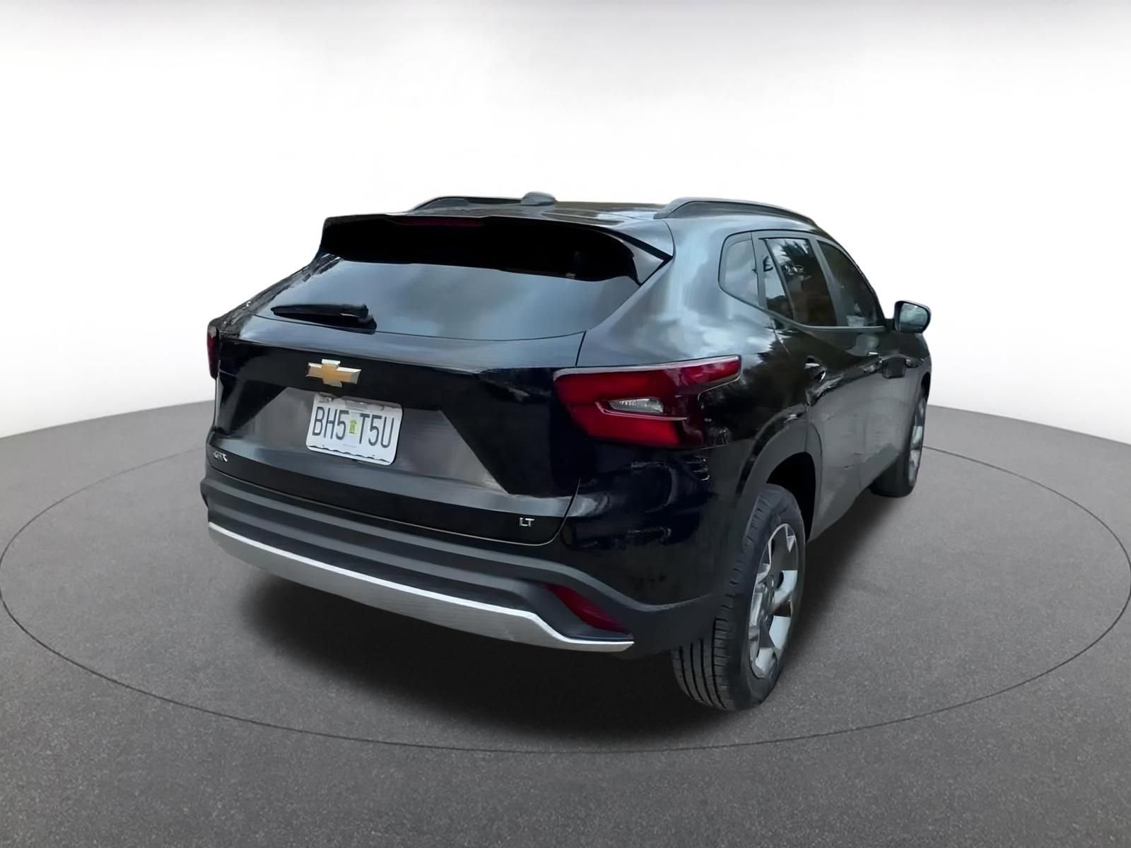 Thumbnail: 2025 Chevrolet Trax - 14