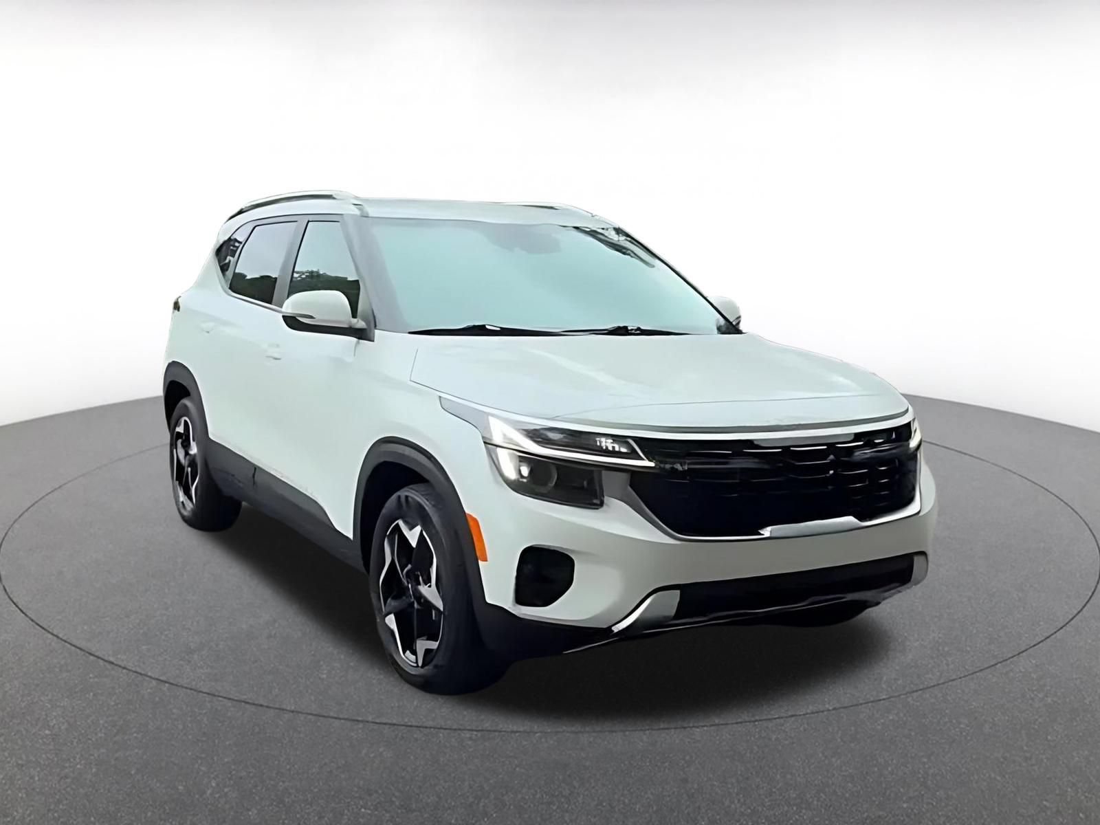 Thumbnail: 2025 Kia Seltos - 3
