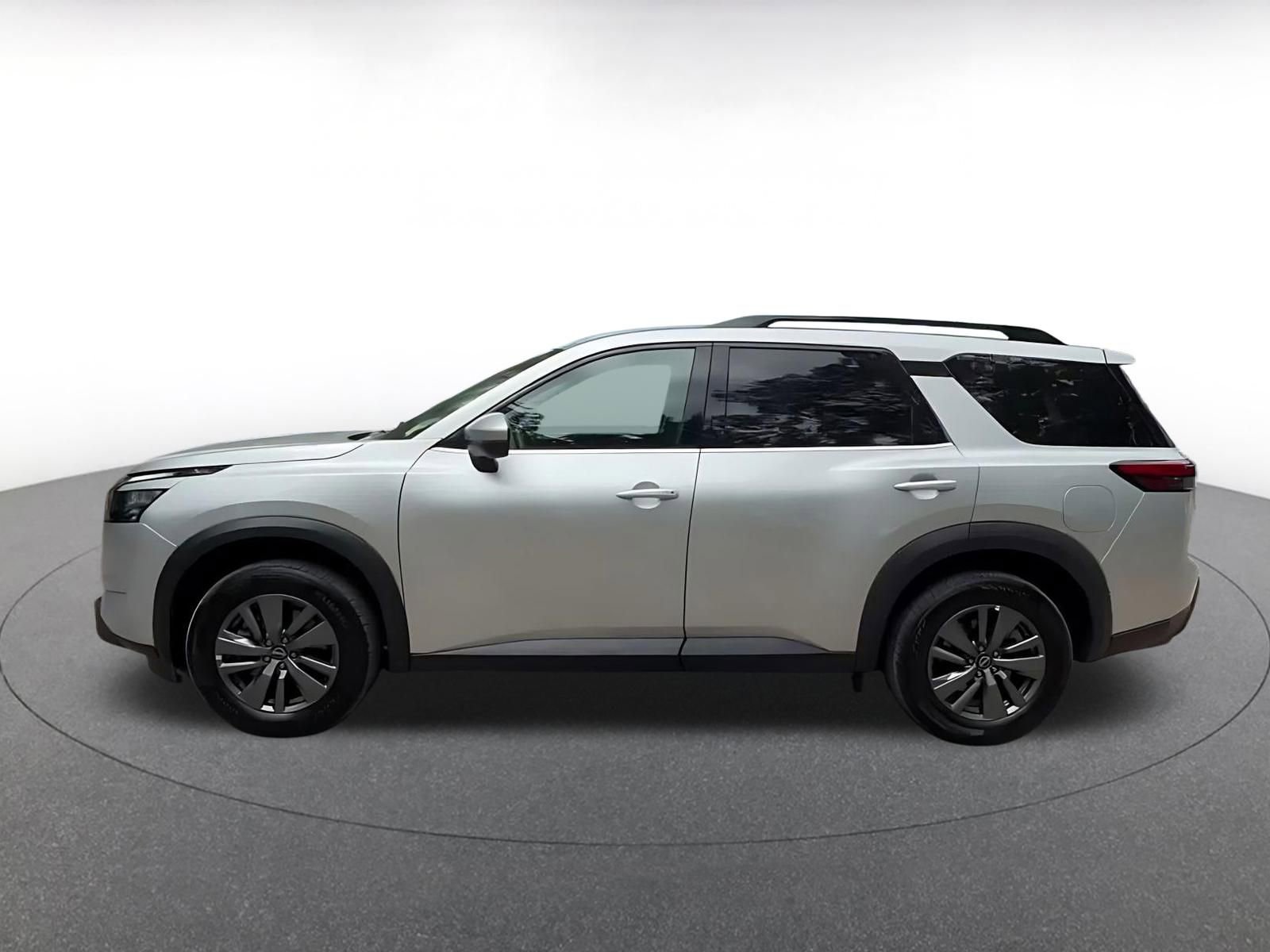 Thumbnail: 2025 Nissan Pathfinder - 9