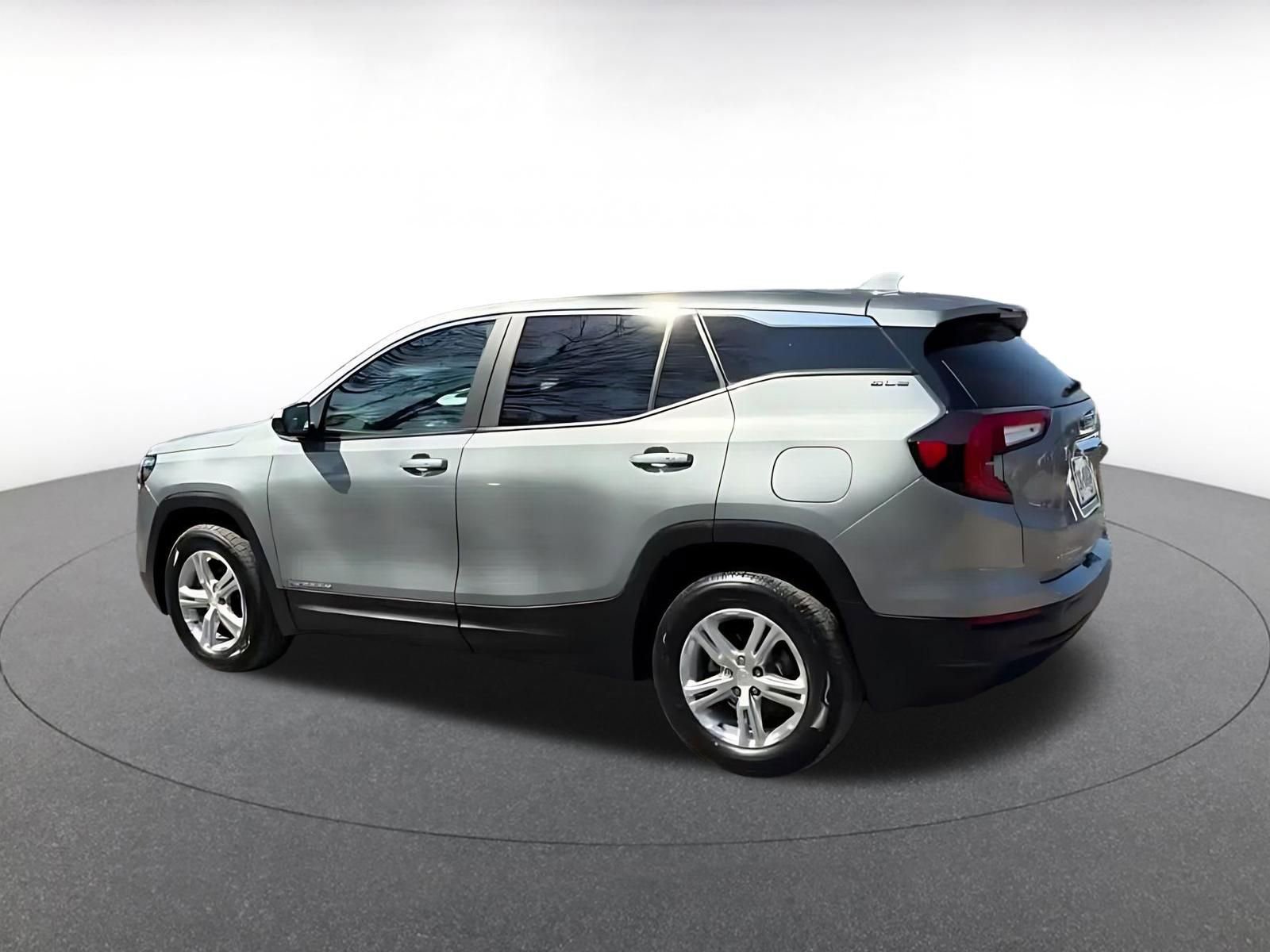 Thumbnail: 2024 GMC Terrain - 10