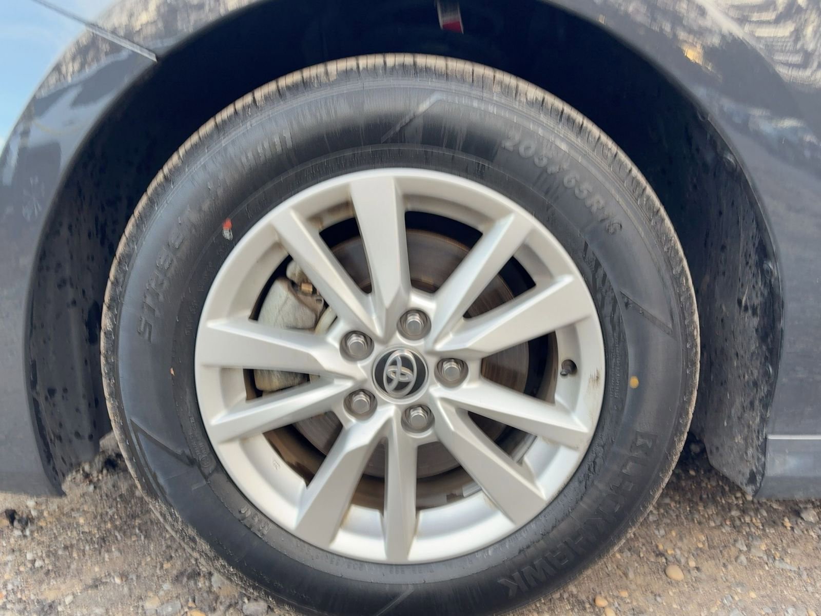 Thumbnail: 2025 Toyota Camry - 11