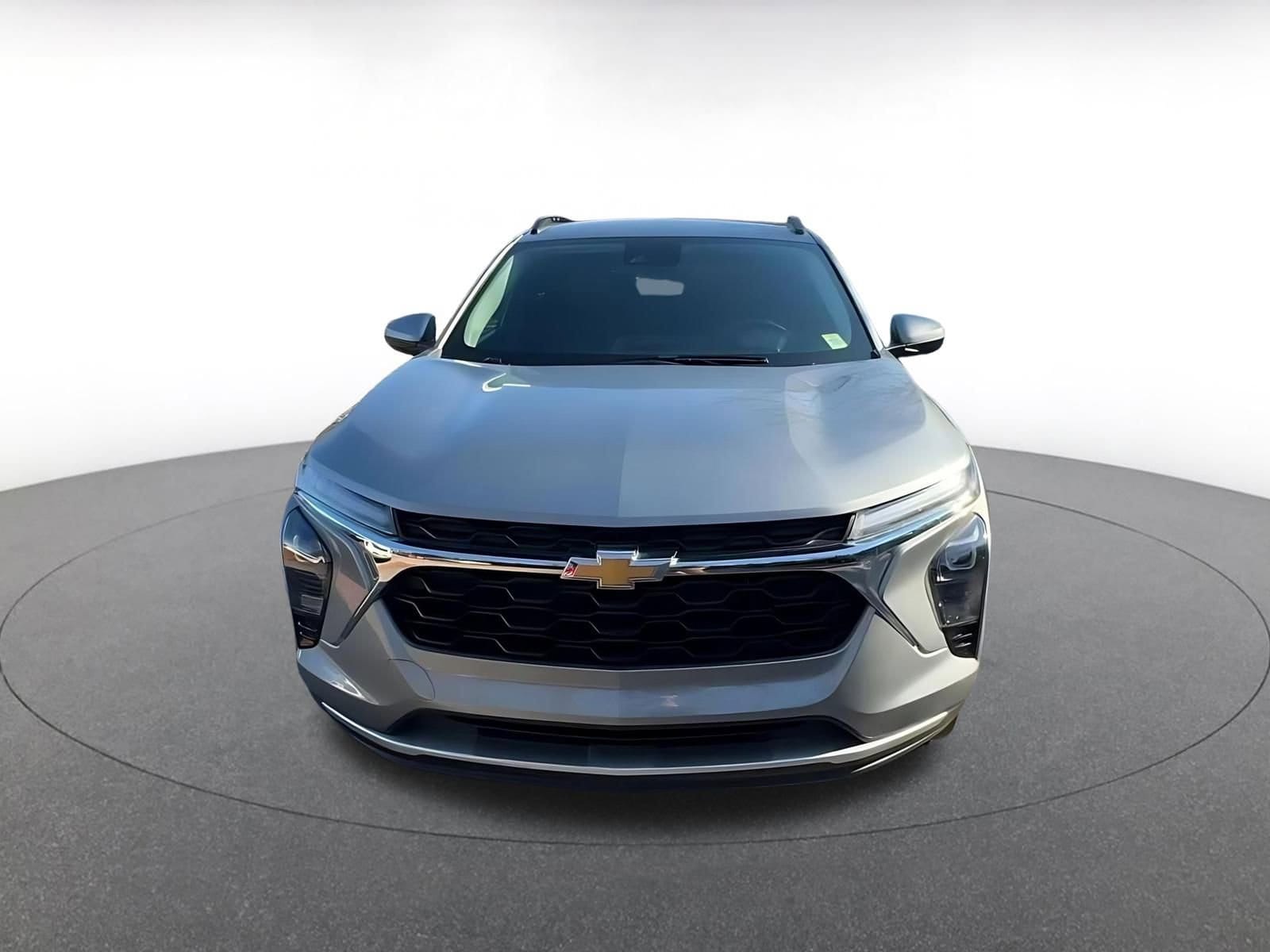 Thumbnail: 2025 Chevrolet Trax - 4