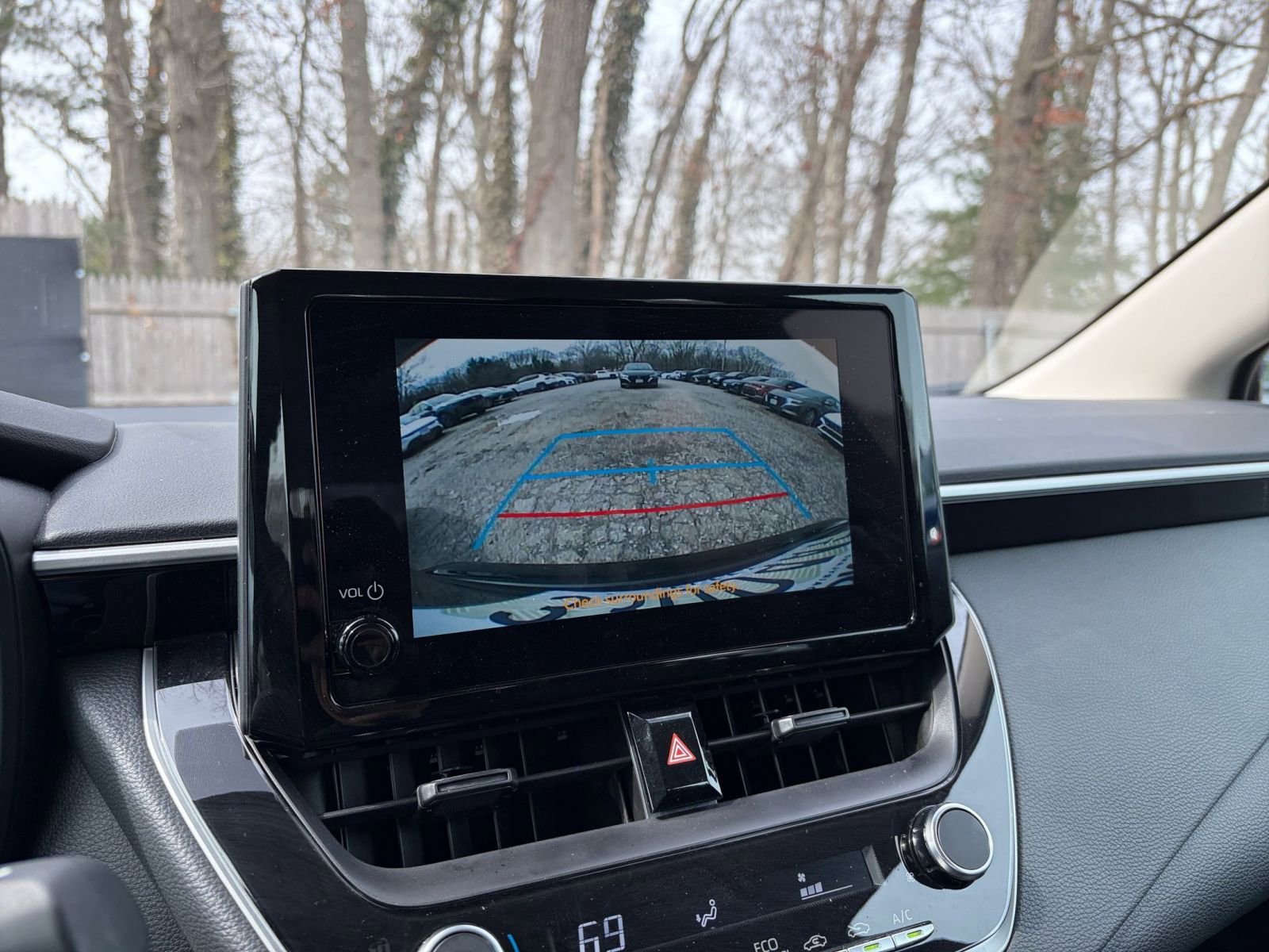 Thumbnail: 2025 Toyota Corolla - 22