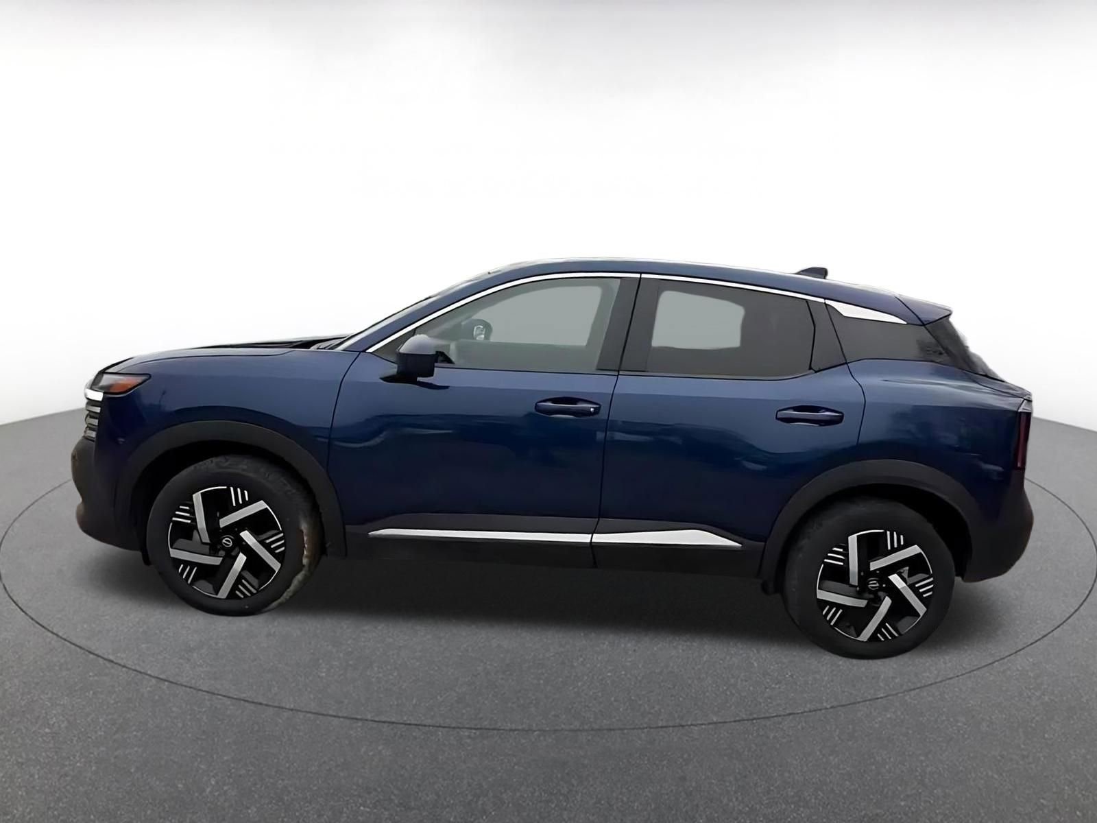 Thumbnail: 2025 Nissan Kicks - 9