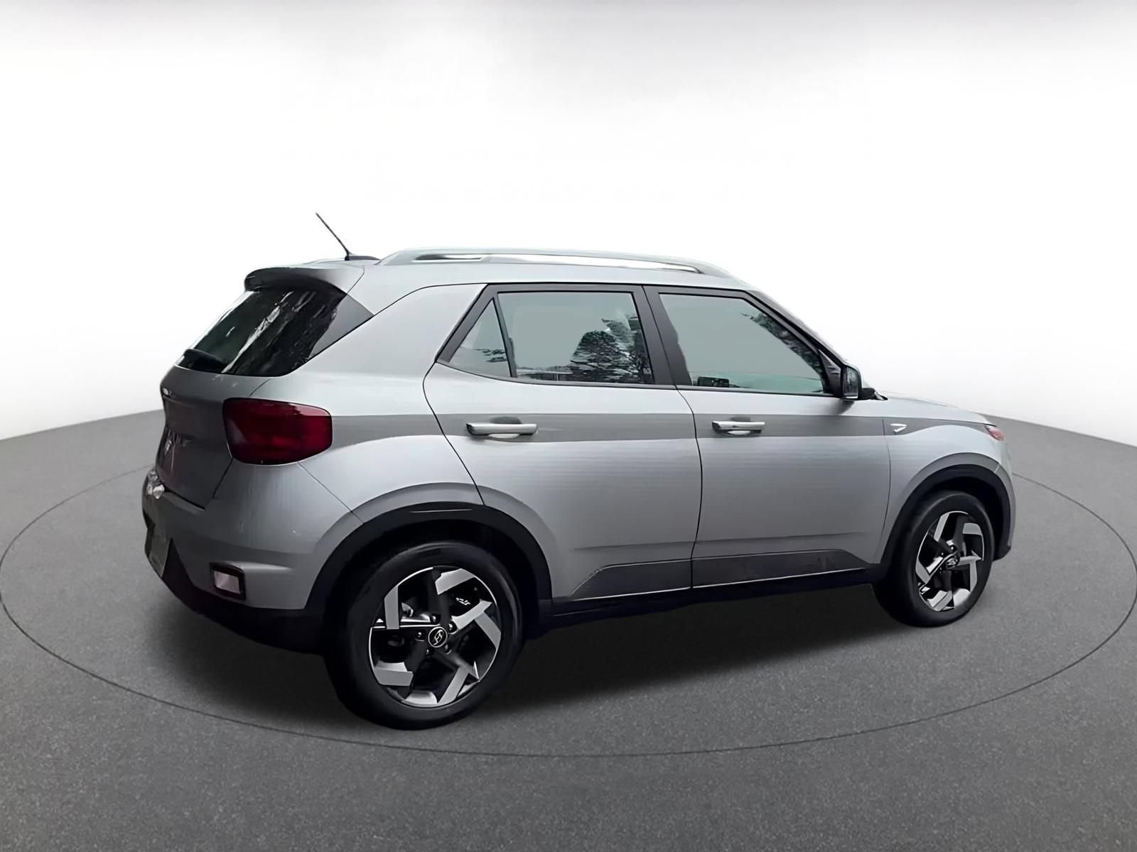 Thumbnail: 2026 Hyundai Venue - 14